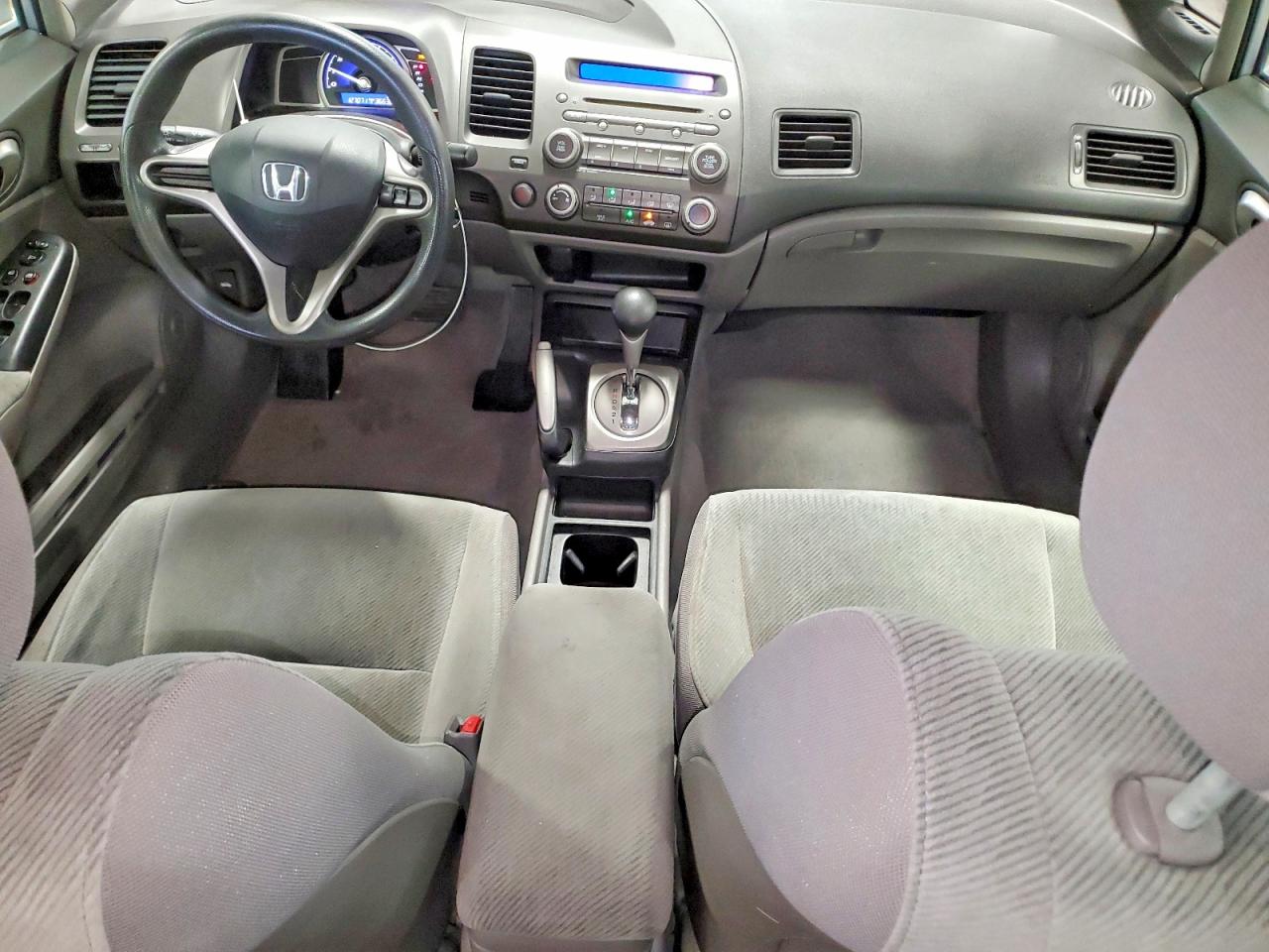 2011 Honda Civic Lx Silver vin: 19XFA1F57BE040747