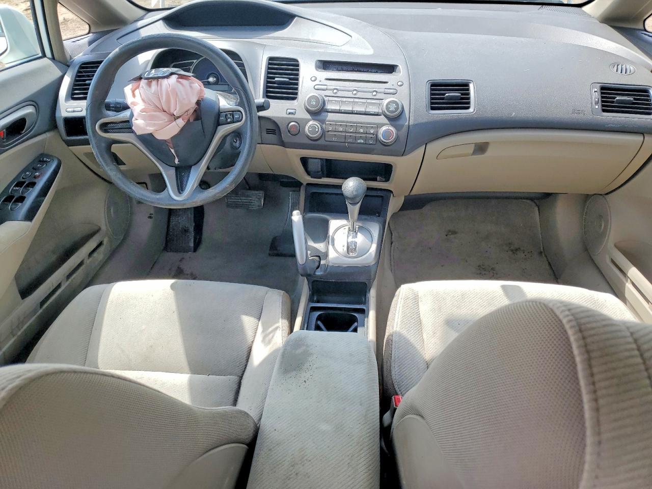 2010 Honda Civic Lx White vin: 19XFA1F58AE003981