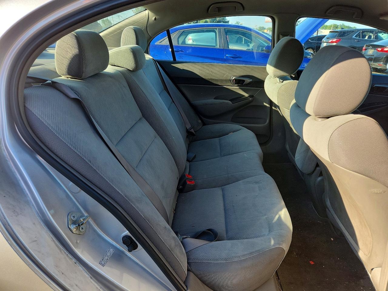 2010 Honda Civic Lx Silver vin: 19XFA1F58AE008209