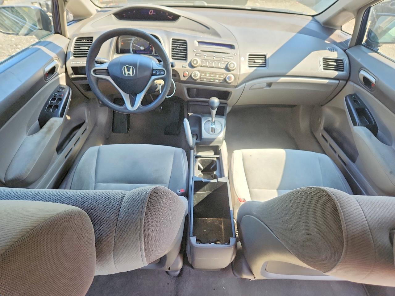 2010 Honda Civic Lx Blue vin: 19XFA1F58AE010915