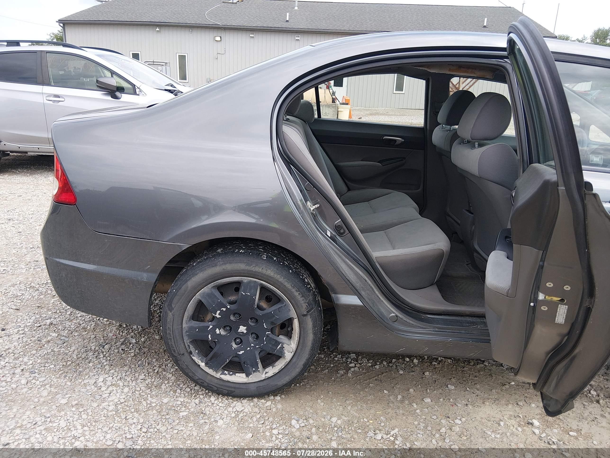 2010 Honda Civic Lx Gray vin: 19XFA1F58AE014124
