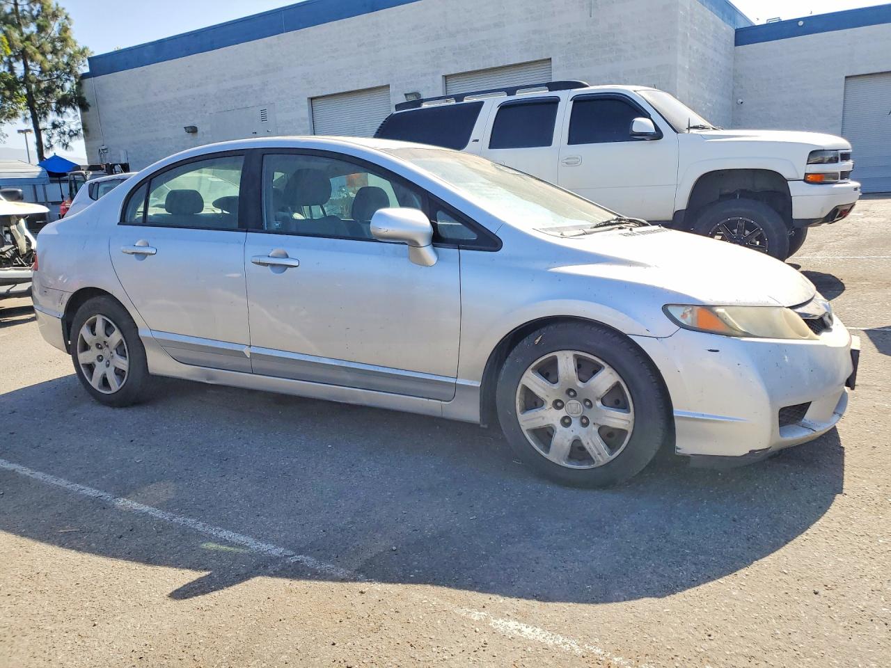 2010 Honda Civic Silver vin: 19XFA1F58AE015659