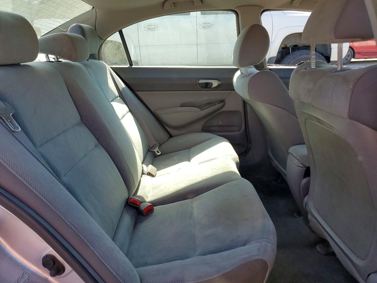 2010 Honda Civic Silver vin: 19XFA1F58AE015659