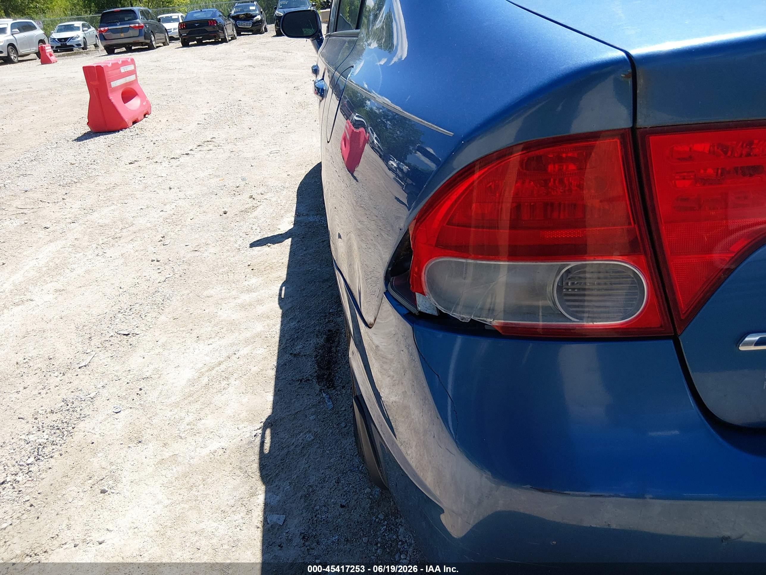 2010 Honda Civic Lx Blue vin: 19XFA1F58AE016729