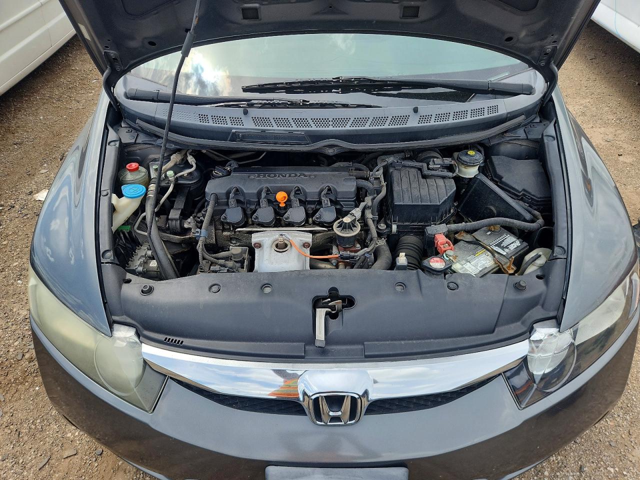 2010 Honda Civic Lx Gray vin: 19XFA1F58AE021820