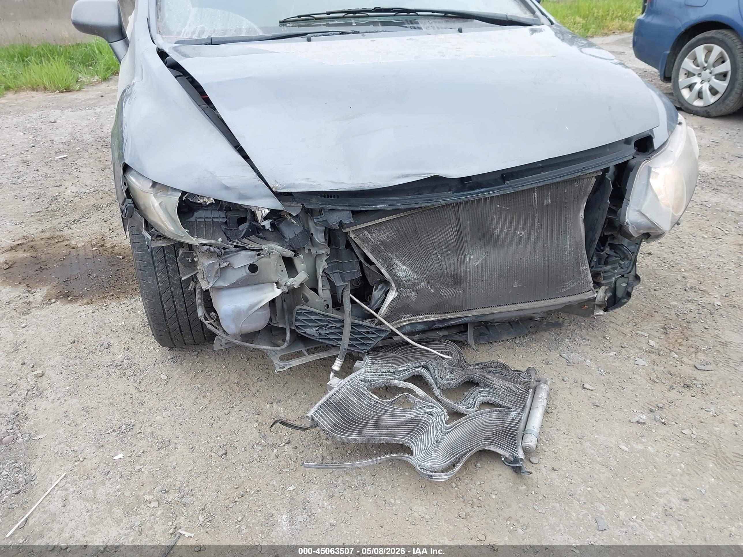 2010 Honda Civic Lx Gray vin: 19XFA1F58AE048354