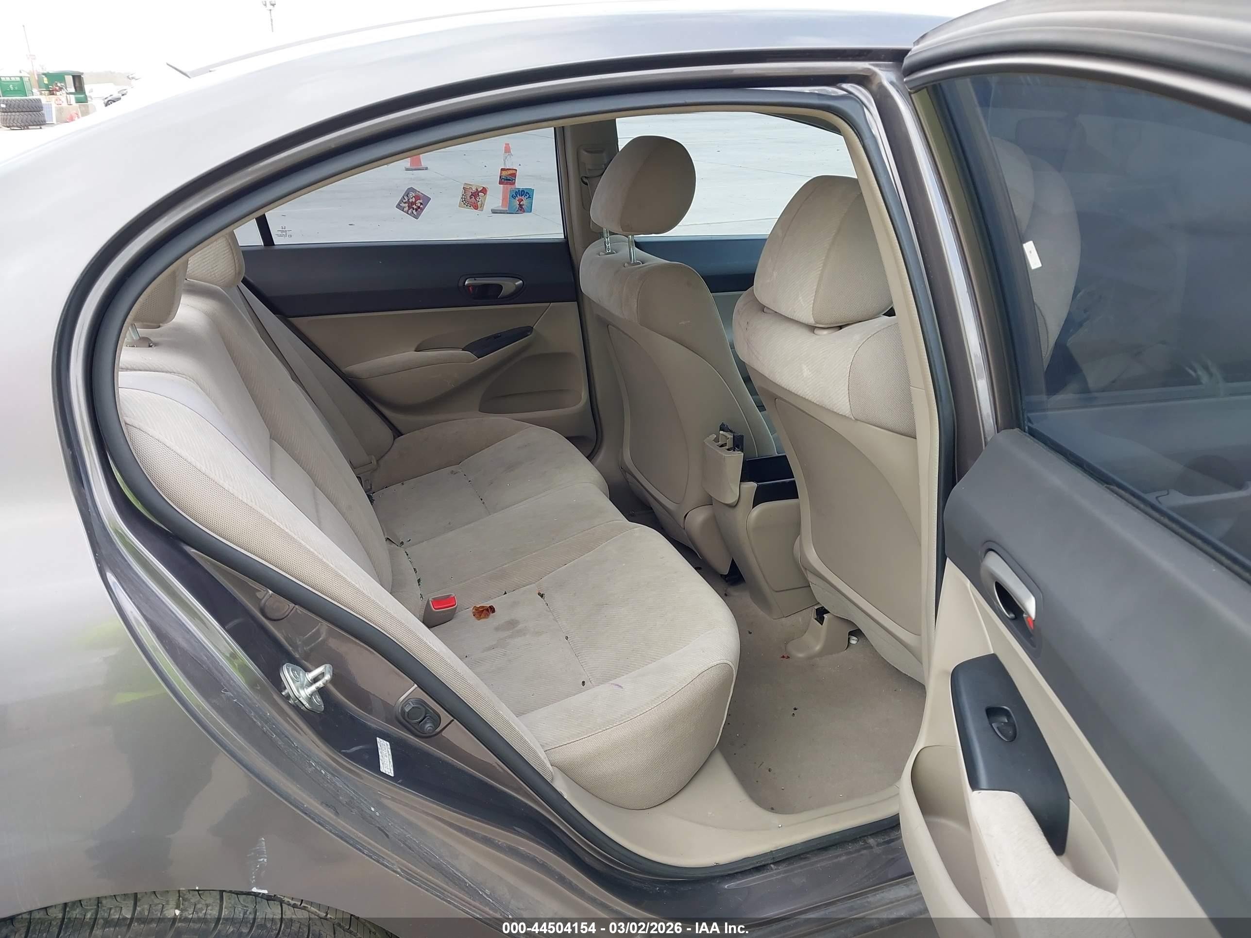 2010 Honda Civic Lx Gray vin: 19XFA1F58AE050038