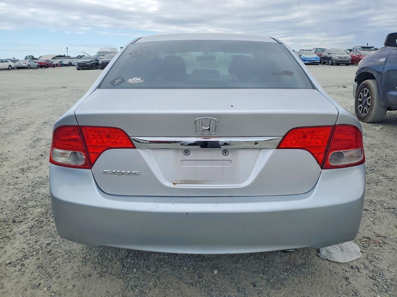 2010 Honda Civic Lx Silver vin: 19XFA1F58AE069494