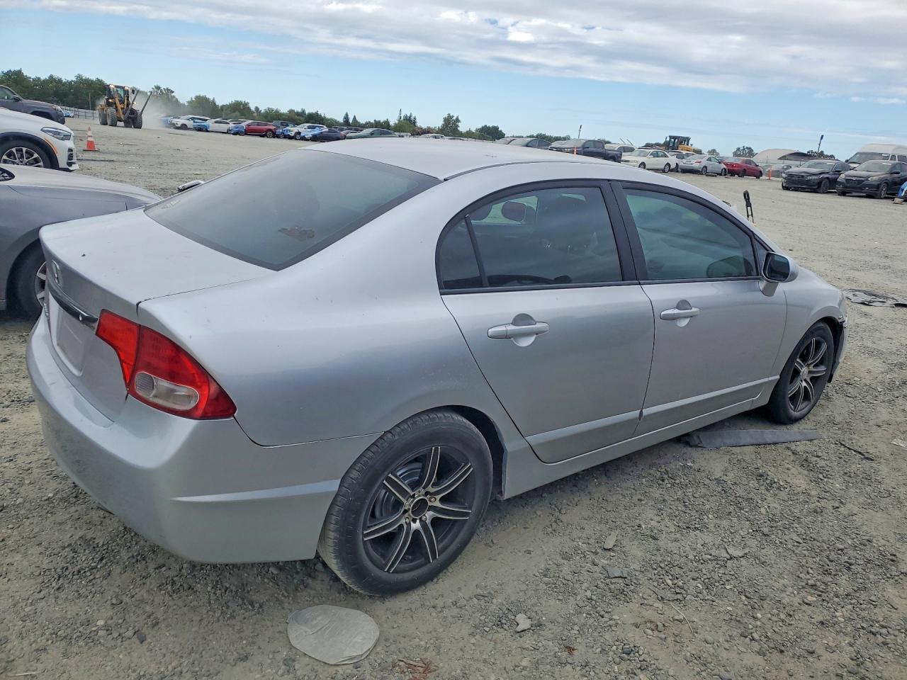 2010 Honda Civic Lx Silver vin: 19XFA1F58AE069494