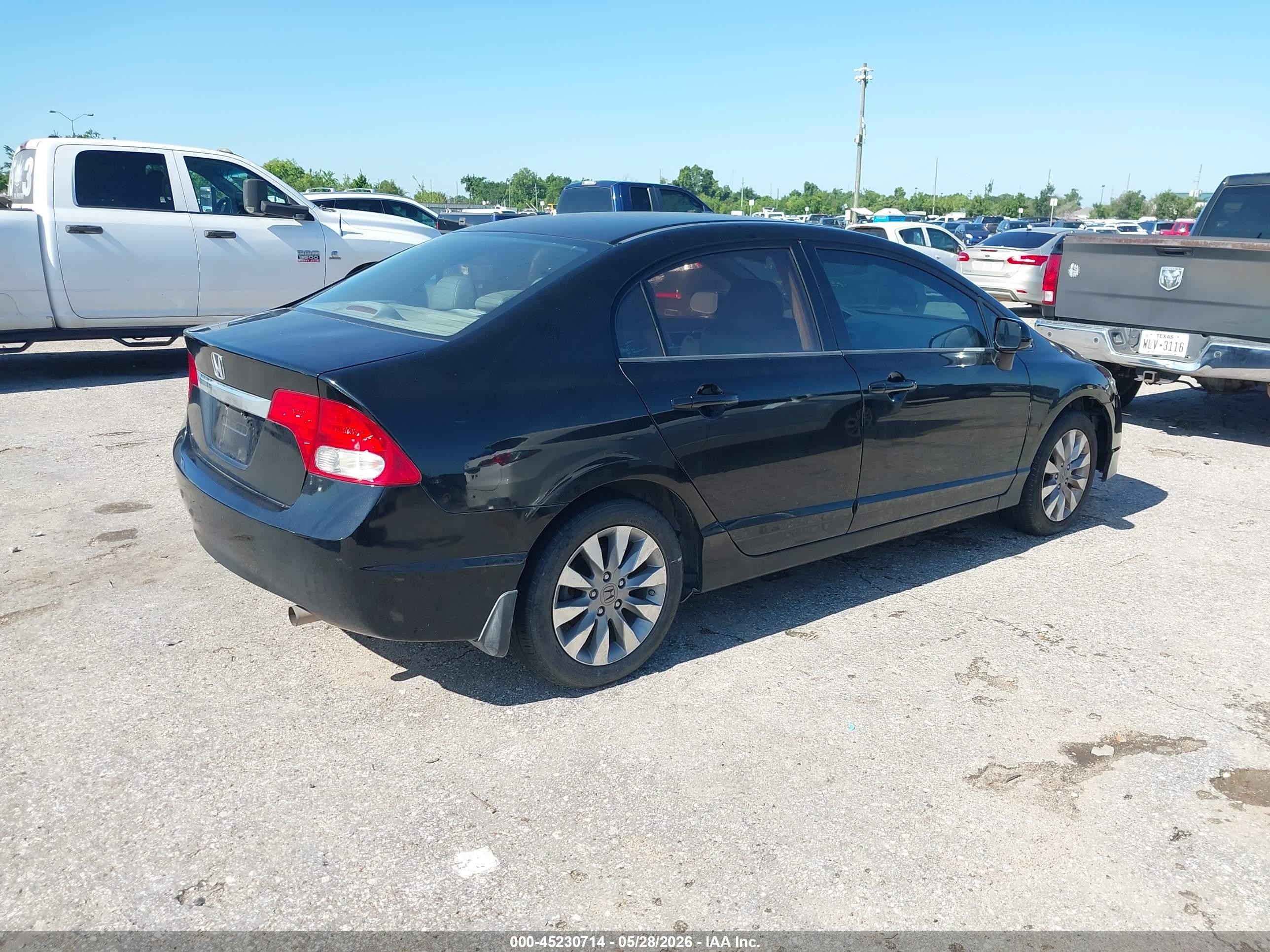 2010 Honda Civic Lx Black vin: 19XFA1F58AE069687