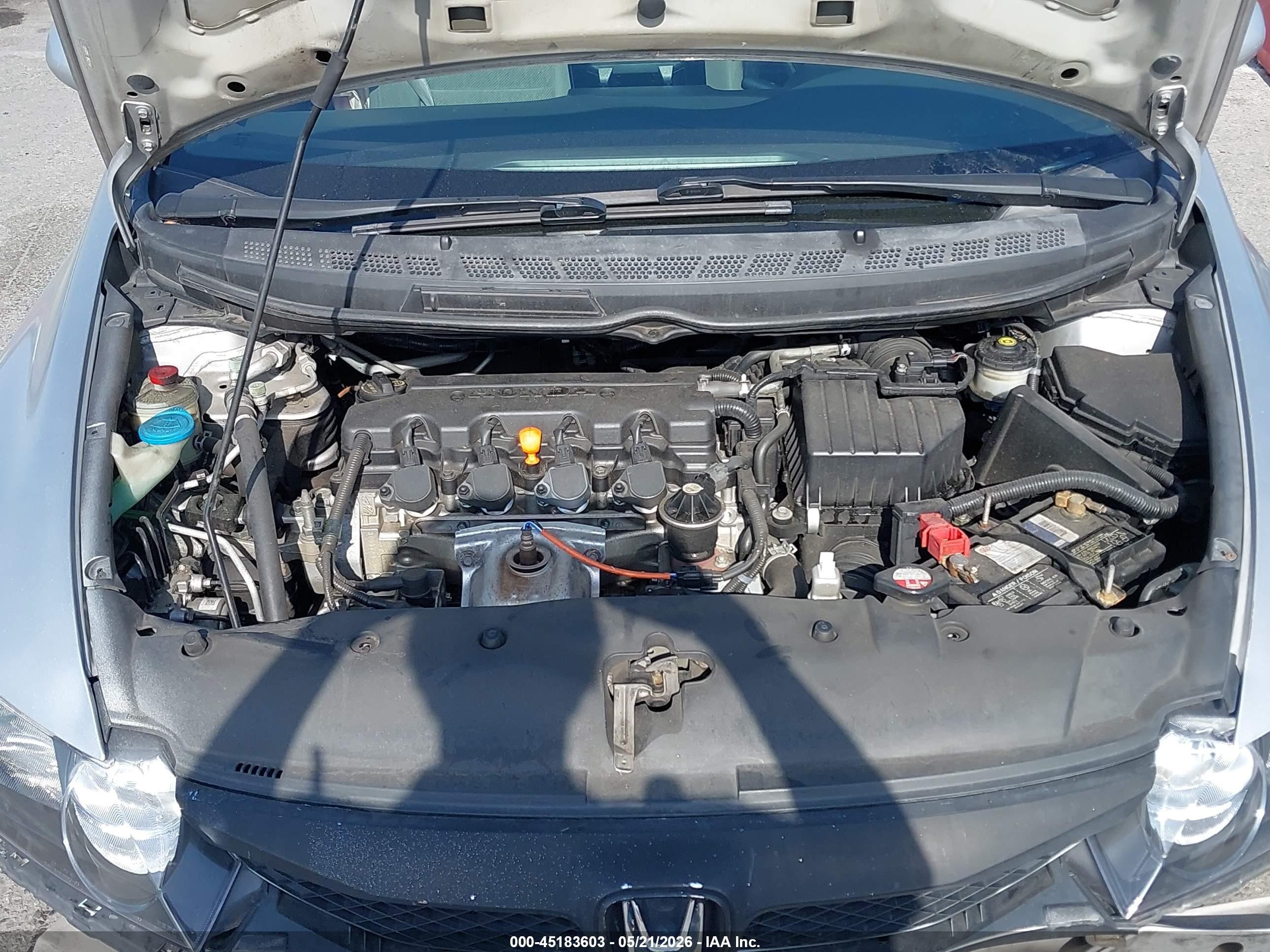 2010 Honda Civic Lx Silver vin: 19XFA1F58AE073545