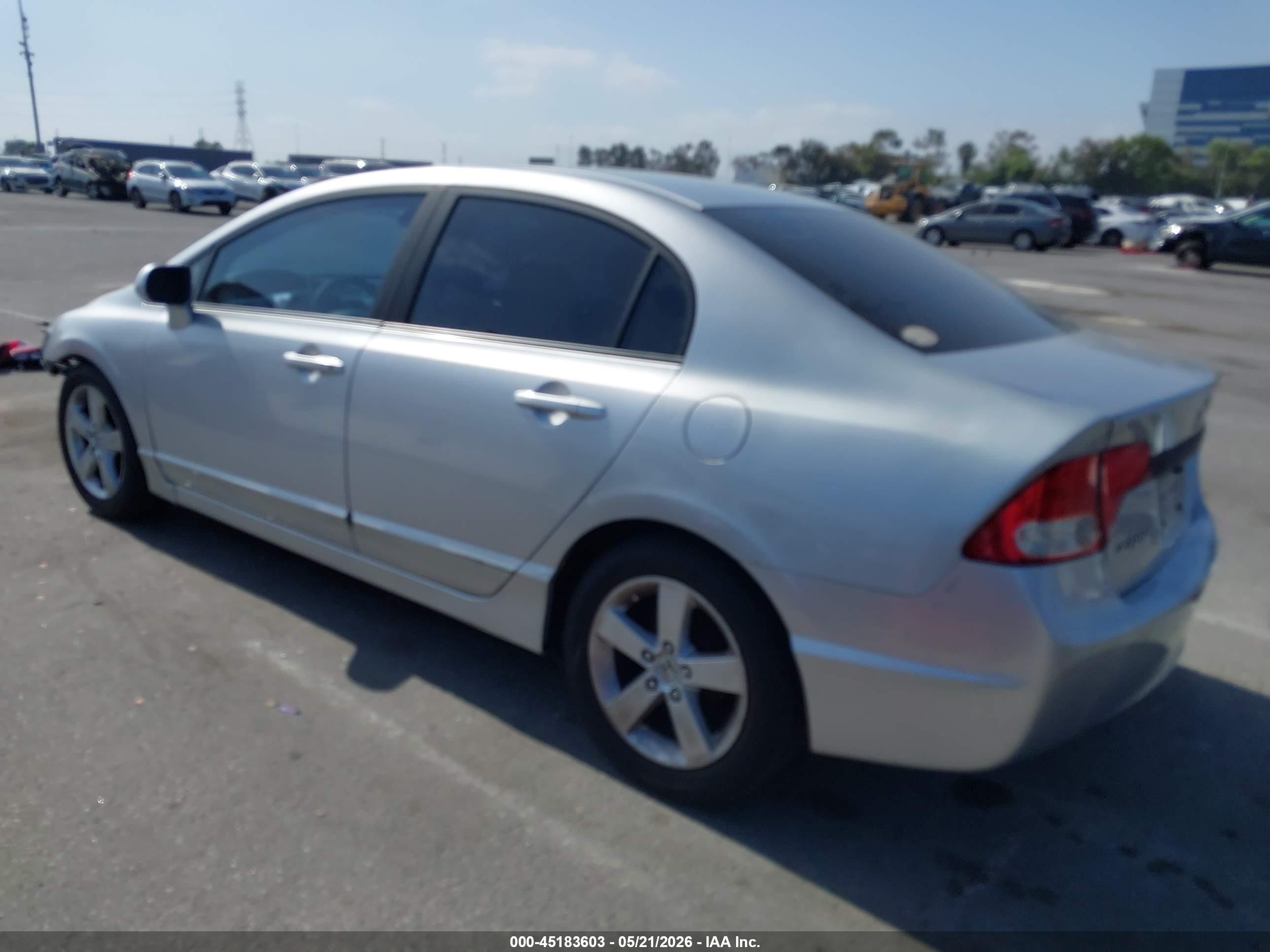 2010 Honda Civic Lx Silver vin: 19XFA1F58AE073545