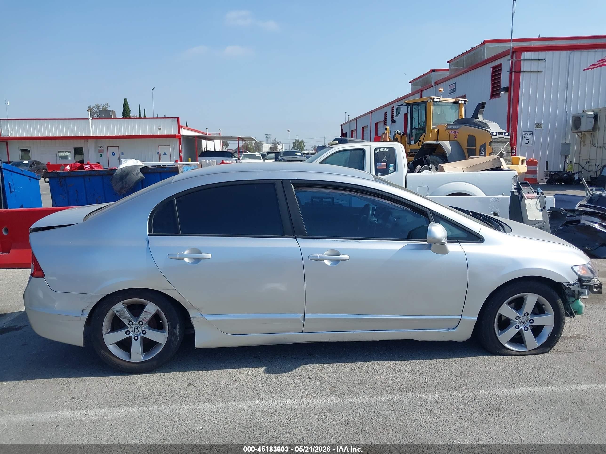 2010 Honda Civic Lx Silver vin: 19XFA1F58AE073545