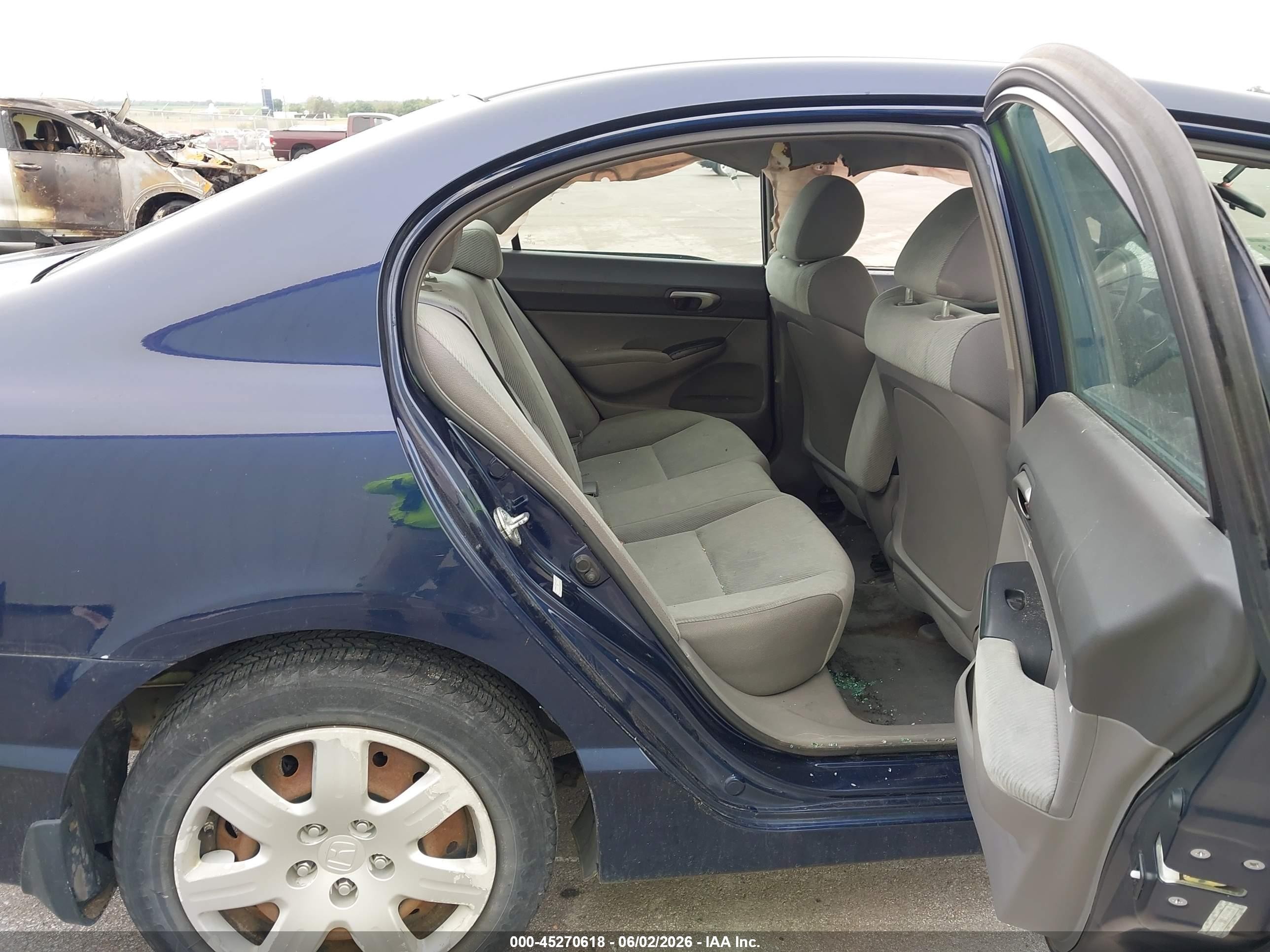 2010 Honda Civic Lx Blue vin: 19XFA1F58AE077529