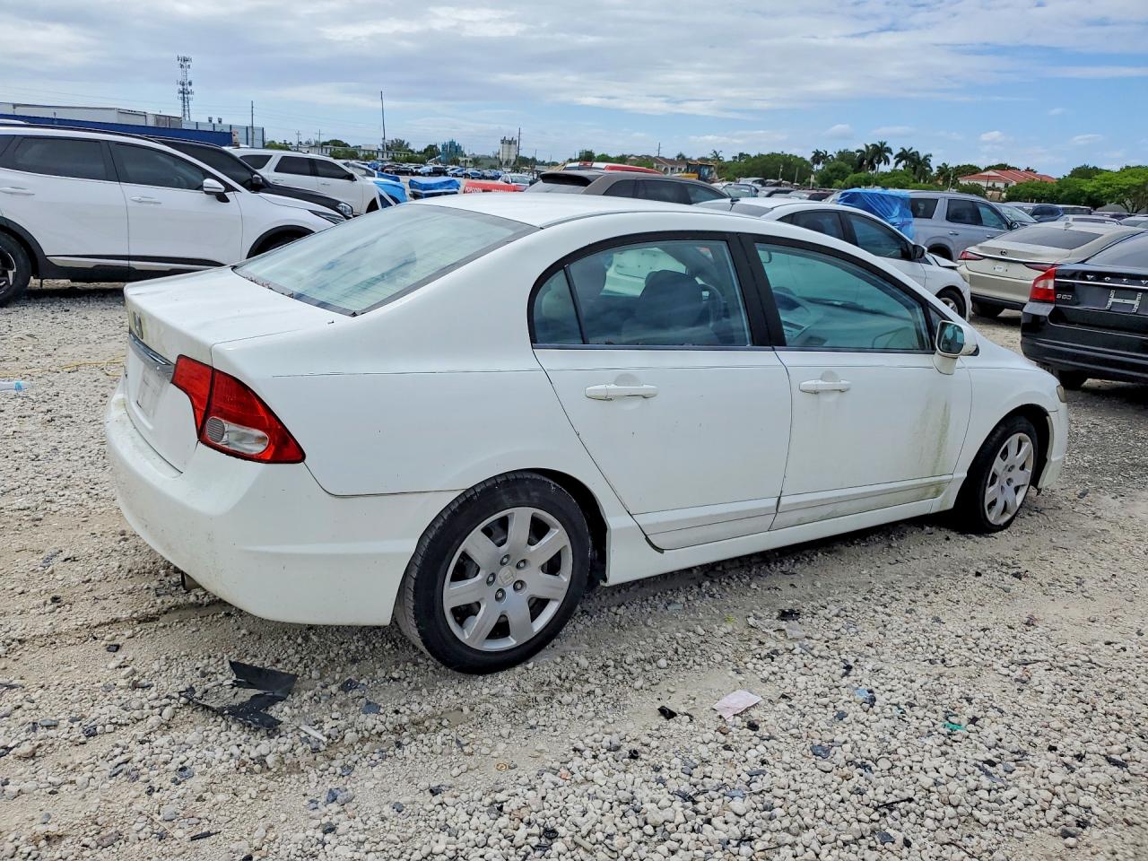 2010 Honda Civic Lx White vin: 19XFA1F58AE086456