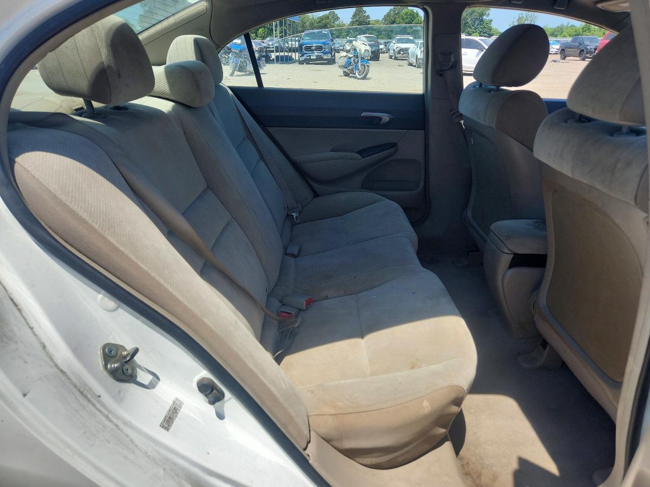 2011 Honda Civic Lx White vin: 19XFA1F58BE004792