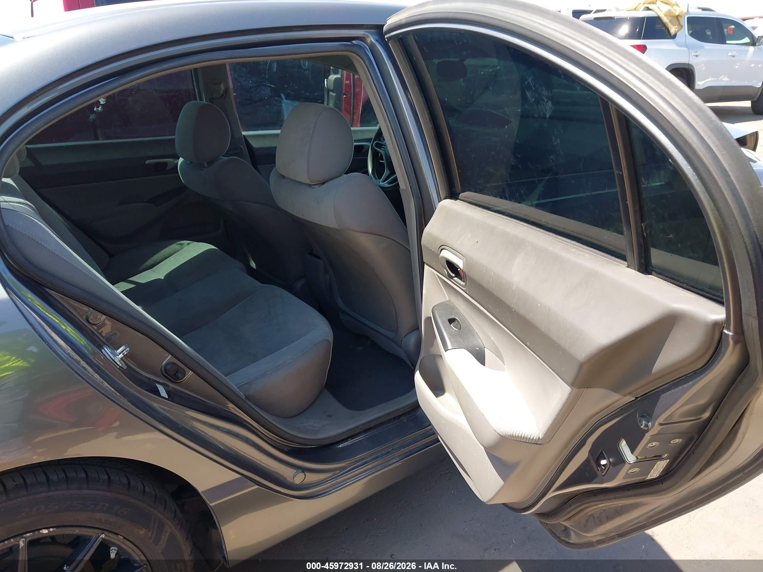 2011 Honda Civic Lx Gray vin: 19XFA1F58BE011757