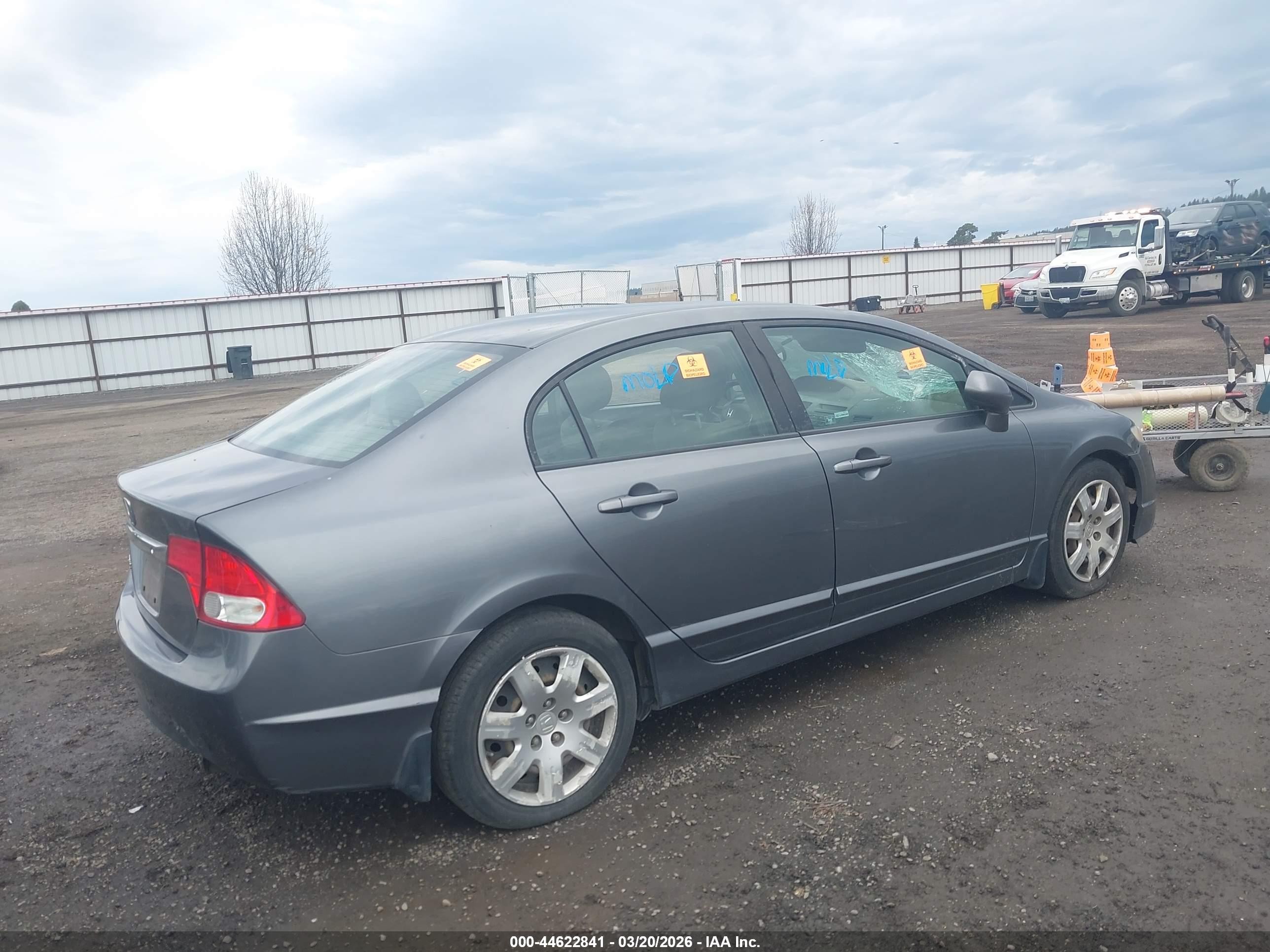 2011 Honda Civic Lx Gray vin: 19XFA1F58BE033256