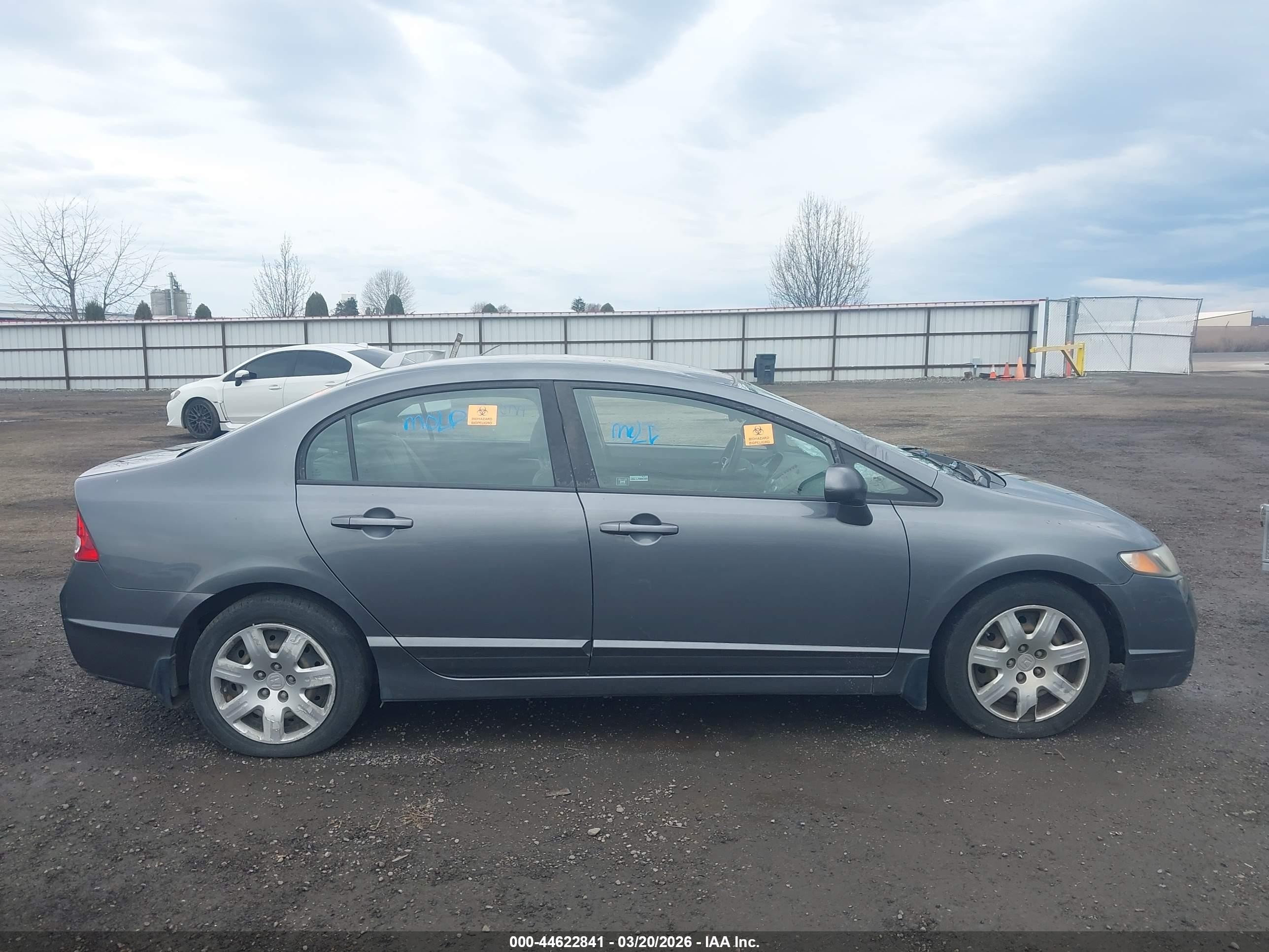 2011 Honda Civic Lx Gray vin: 19XFA1F58BE033256
