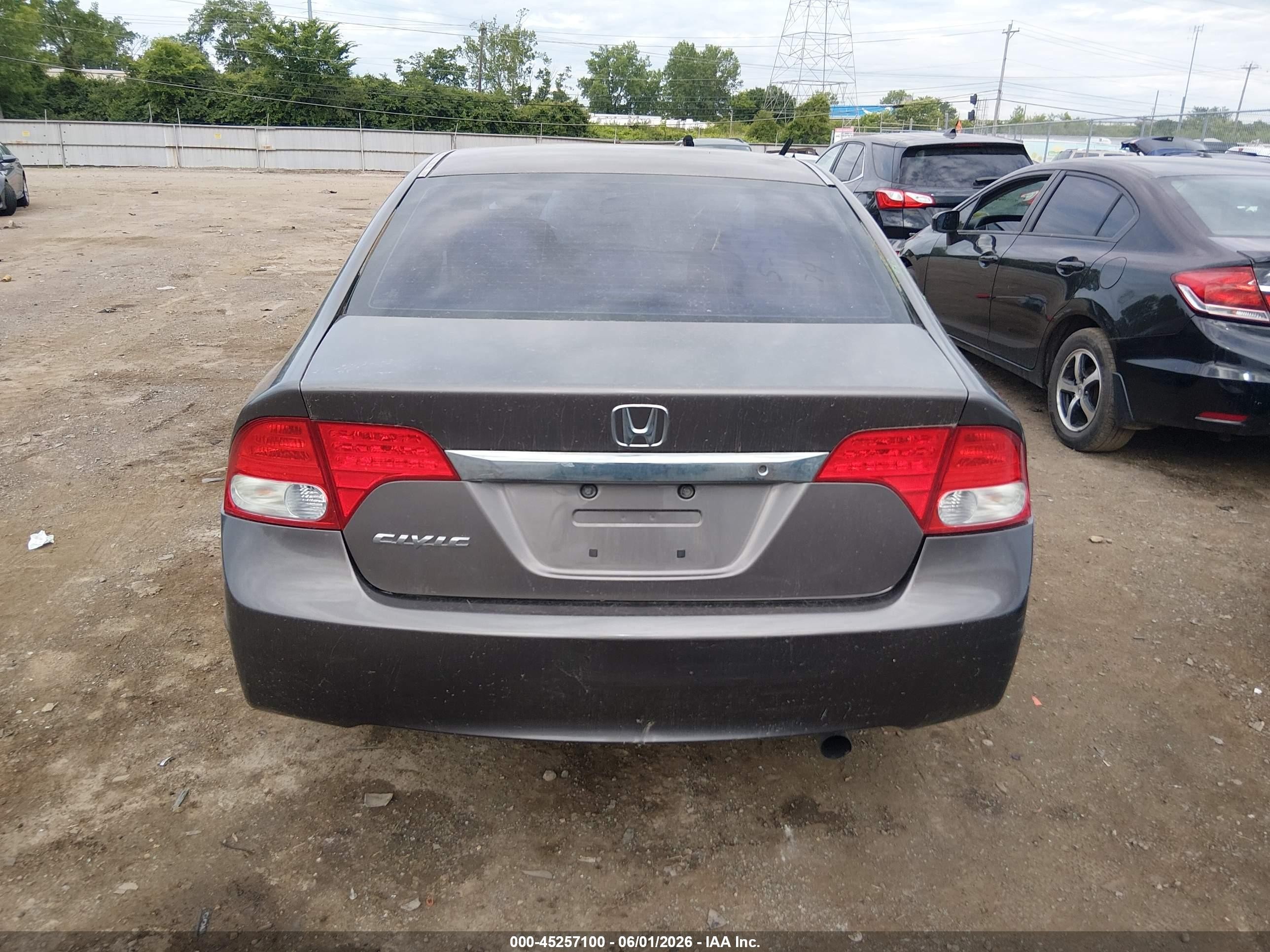 2011 Honda Civic Lx Gray vin: 19XFA1F58BE035072