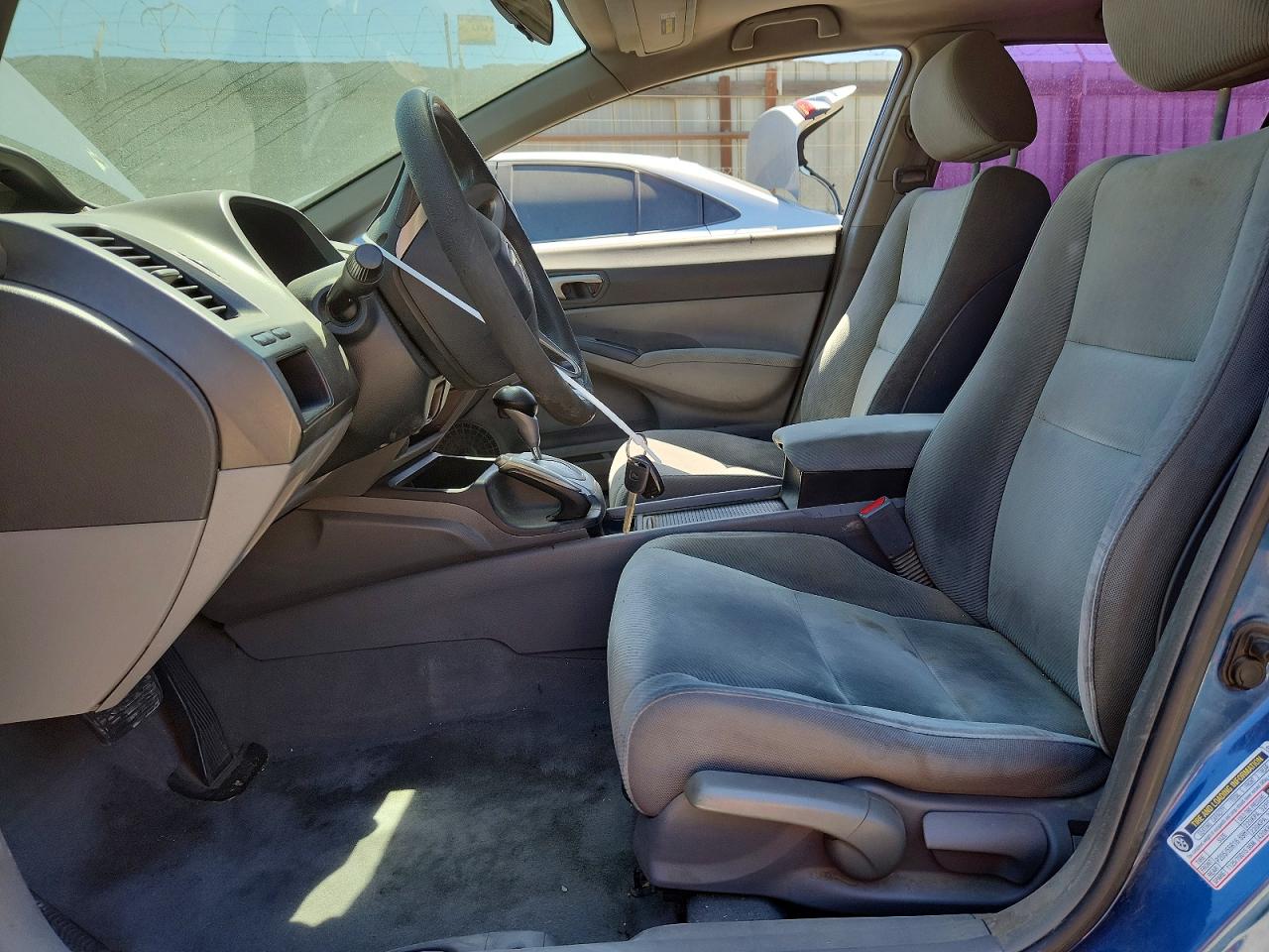 2010 Honda Civic Lx Blue vin: 19XFA1F59AE057399