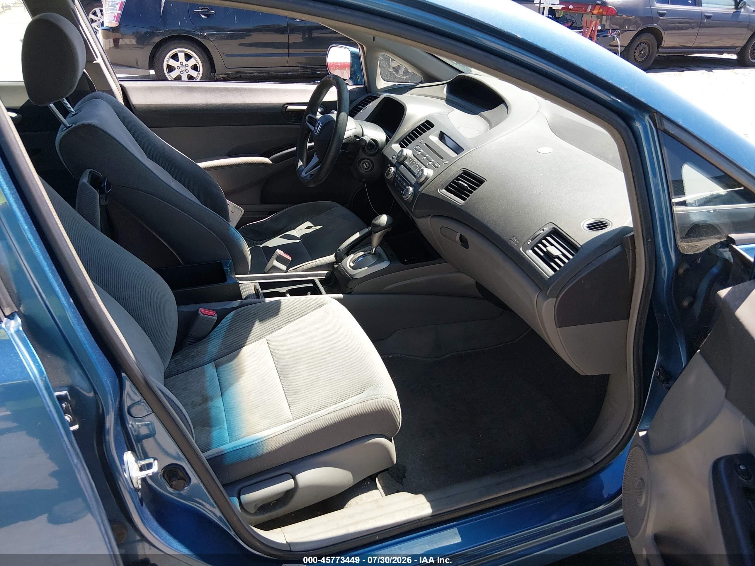2010 Honda Civic Lx Blue vin: 19XFA1F59AE075594