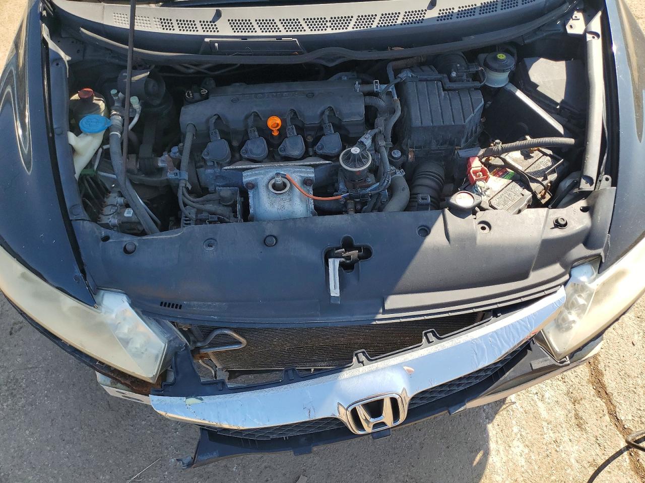 2011 Honda Civic Lx Two Tone vin: 19XFA1F59BE004767