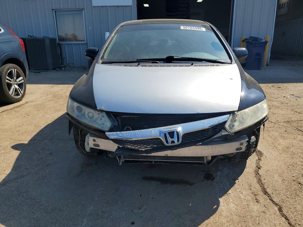 2011 Honda Civic Lx Two Tone vin: 19XFA1F59BE004767