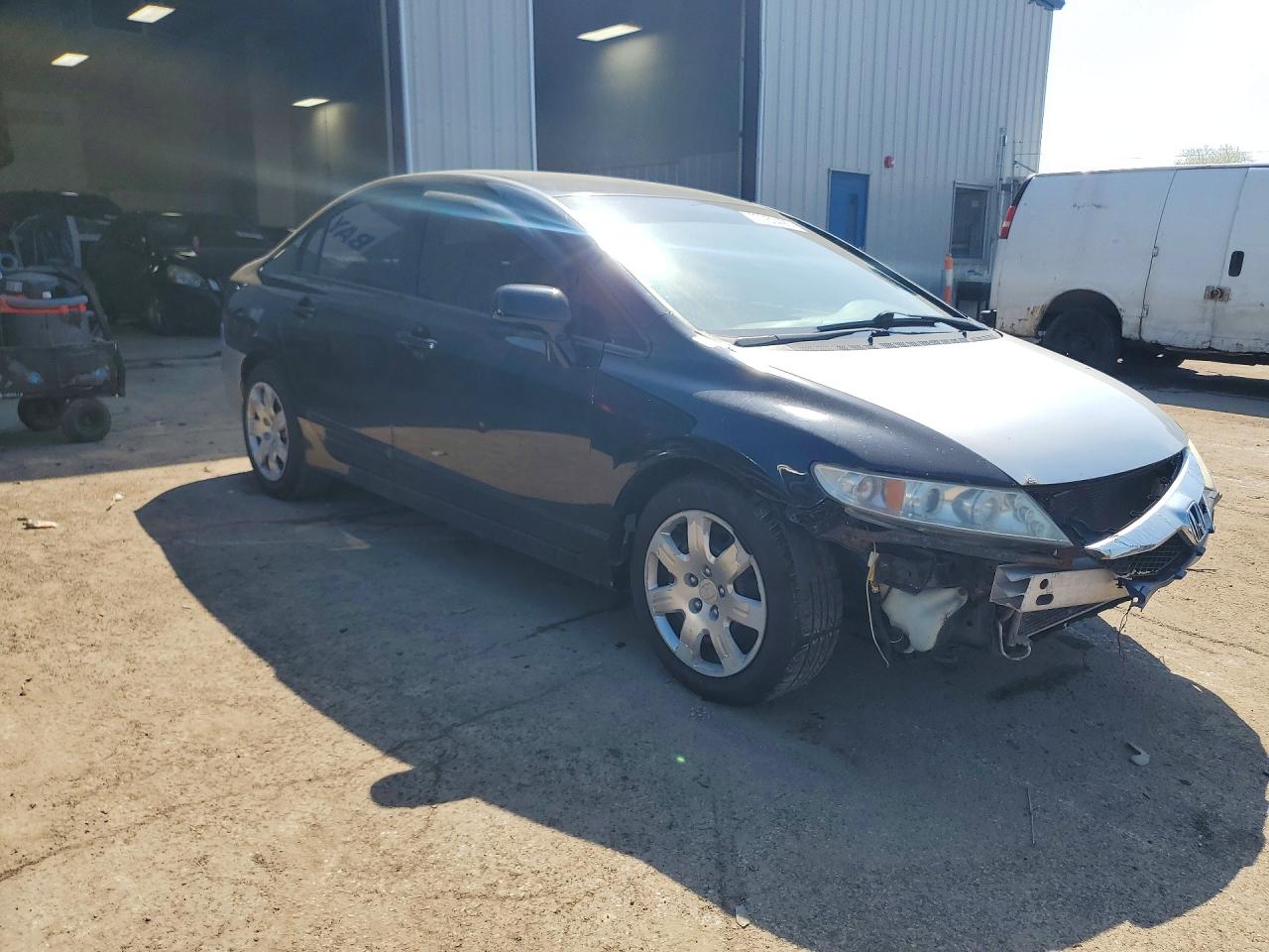 2011 Honda Civic Lx Two Tone vin: 19XFA1F59BE004767