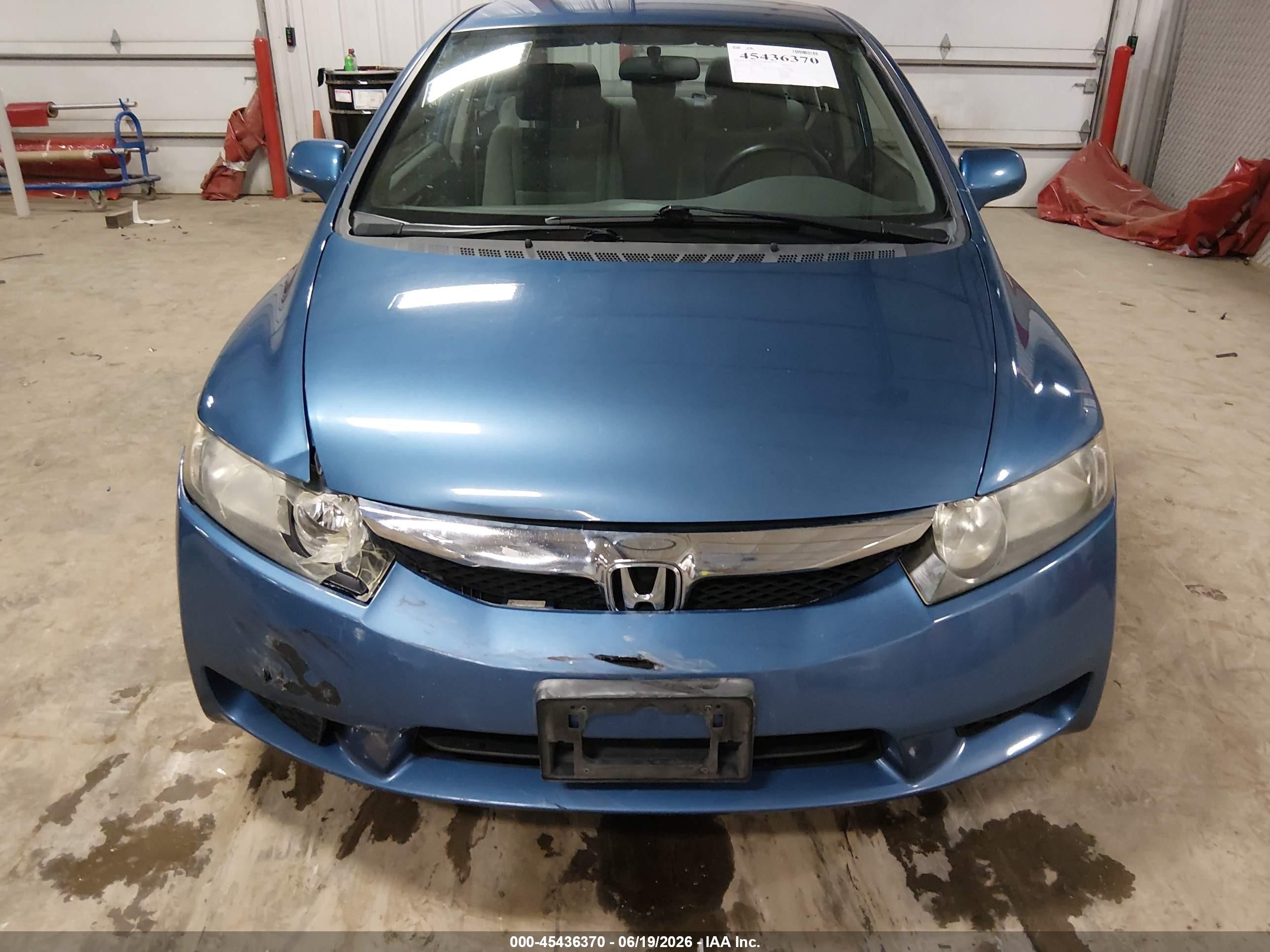 2011 Honda Civic Lx Blue vin: 19XFA1F59BE019365