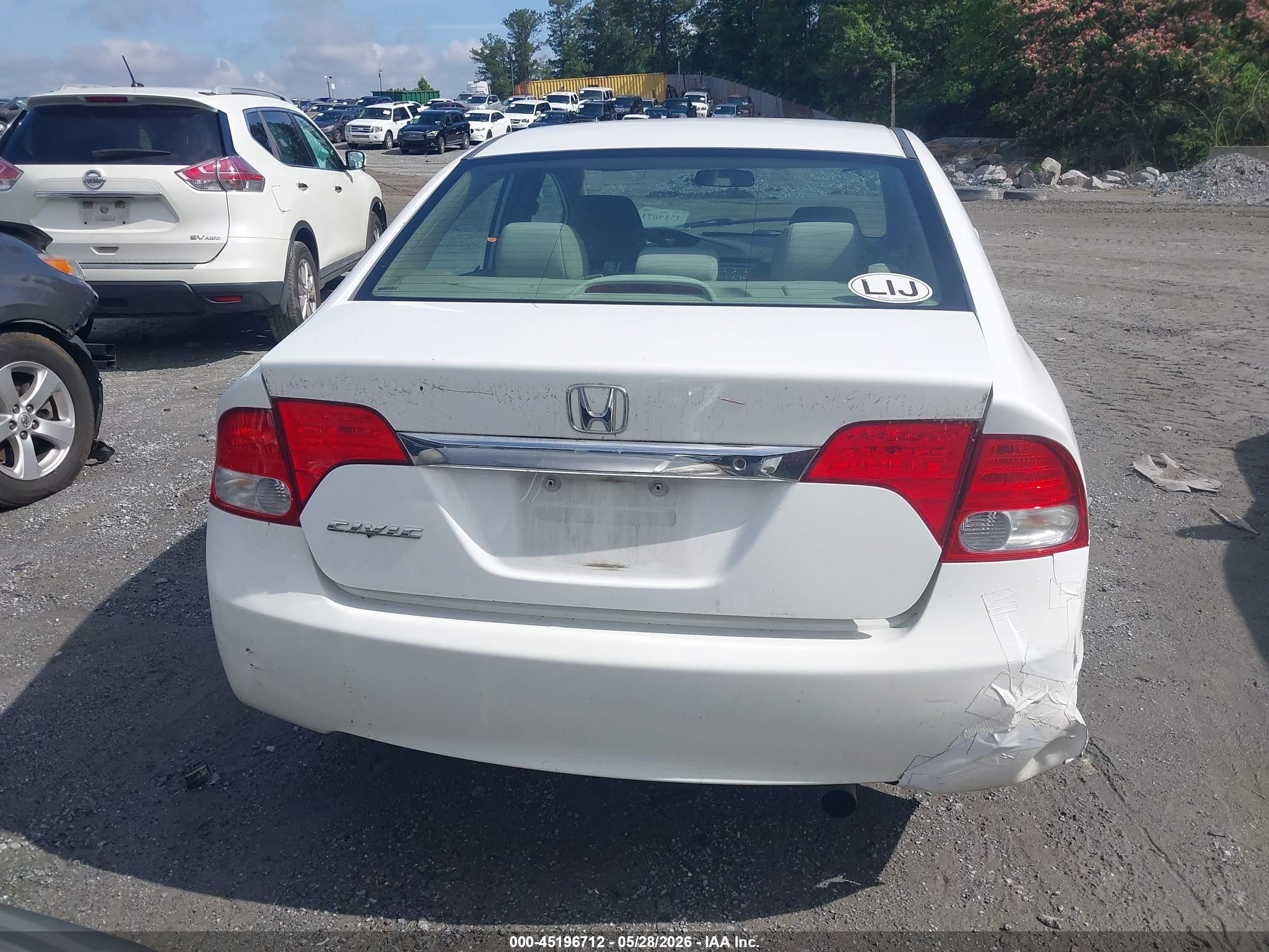 2011 Honda Civic Lx White vin: 19XFA1F59BE026252