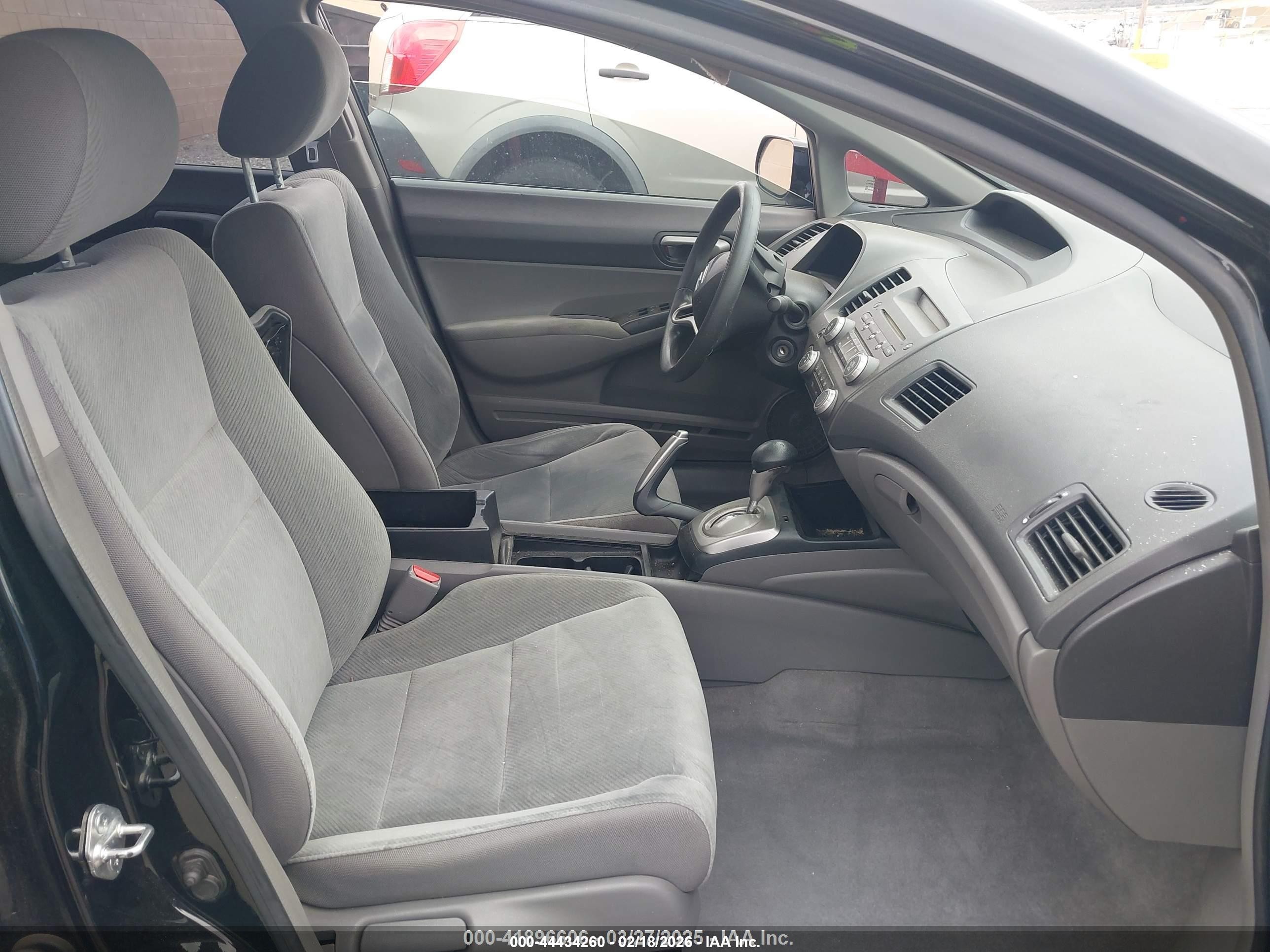 2010 Honda Civic Lx Black vin: 19XFA1F5XAE012035