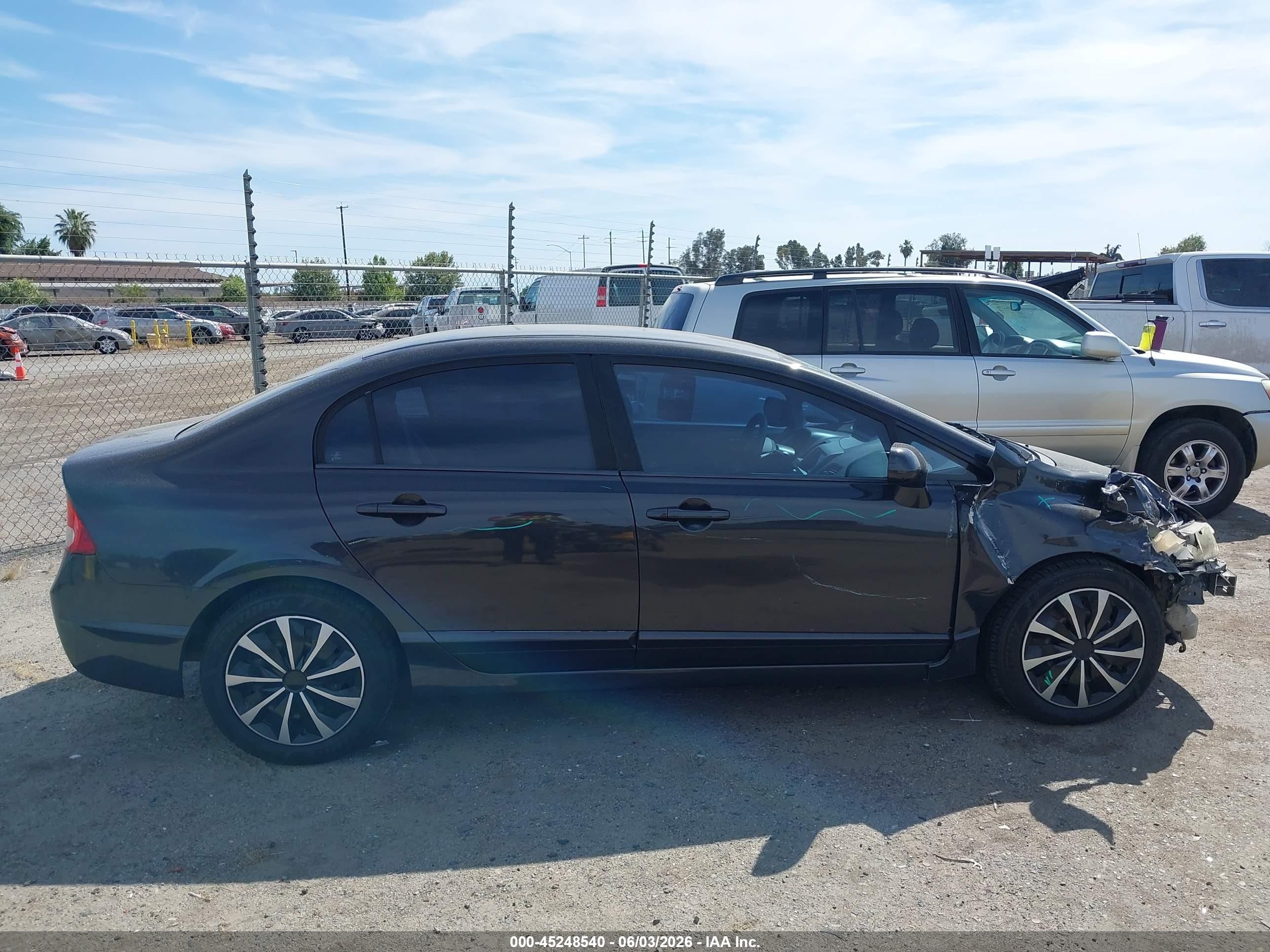 2010 Honda Civic Lx Gray vin: 19XFA1F5XAE021897
