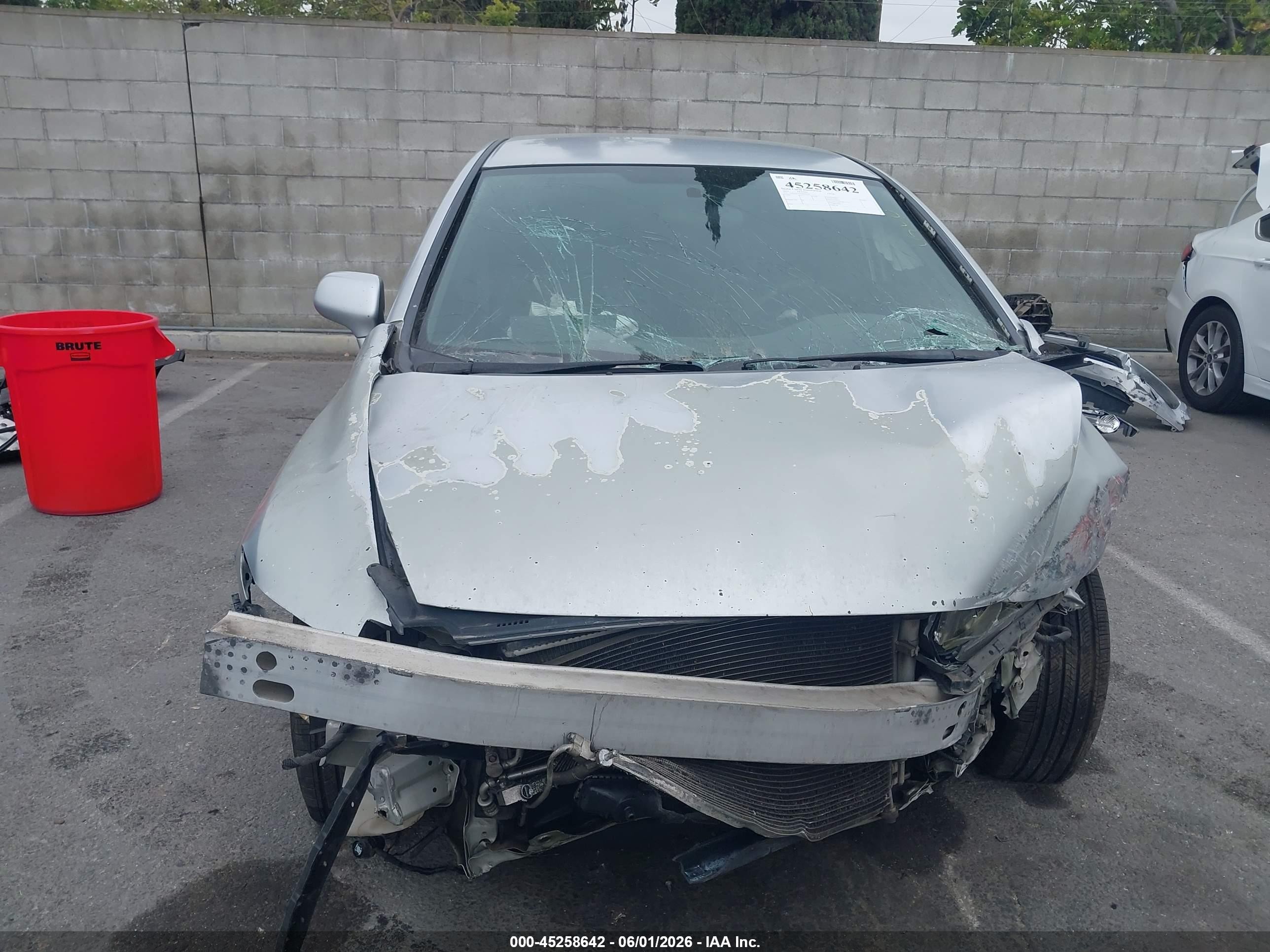 2010 Honda Civic Lx Silver vin: 19XFA1F5XAE067651