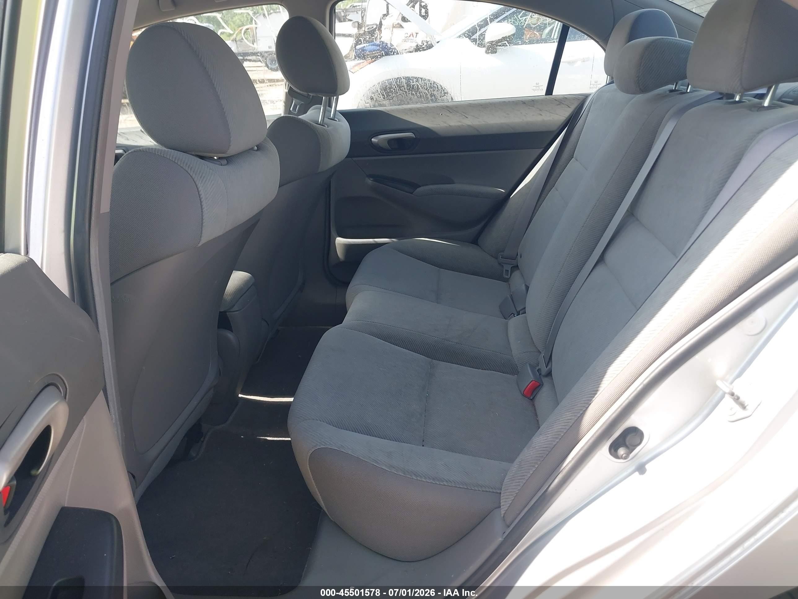 2011 Honda Civic Lx Silver vin: 19XFA1F5XBE012716