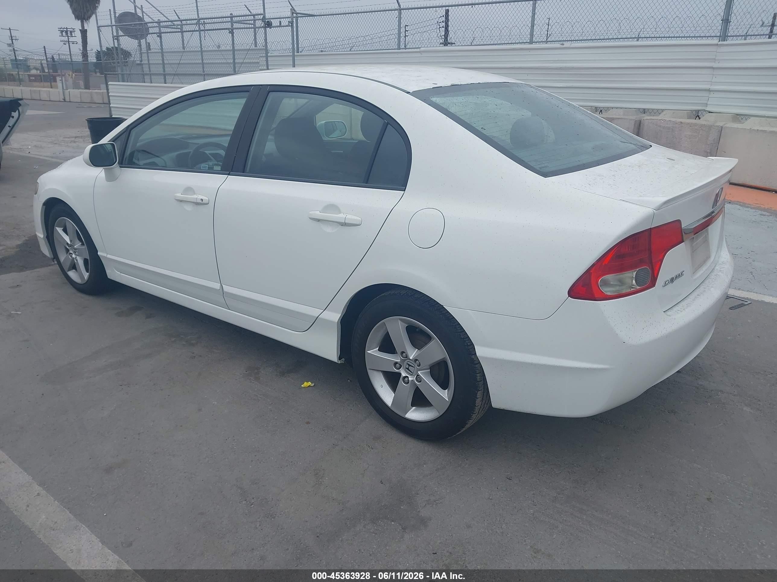 2010 Honda Civic Lx-s Белый vin: 19XFA1F61AE059639