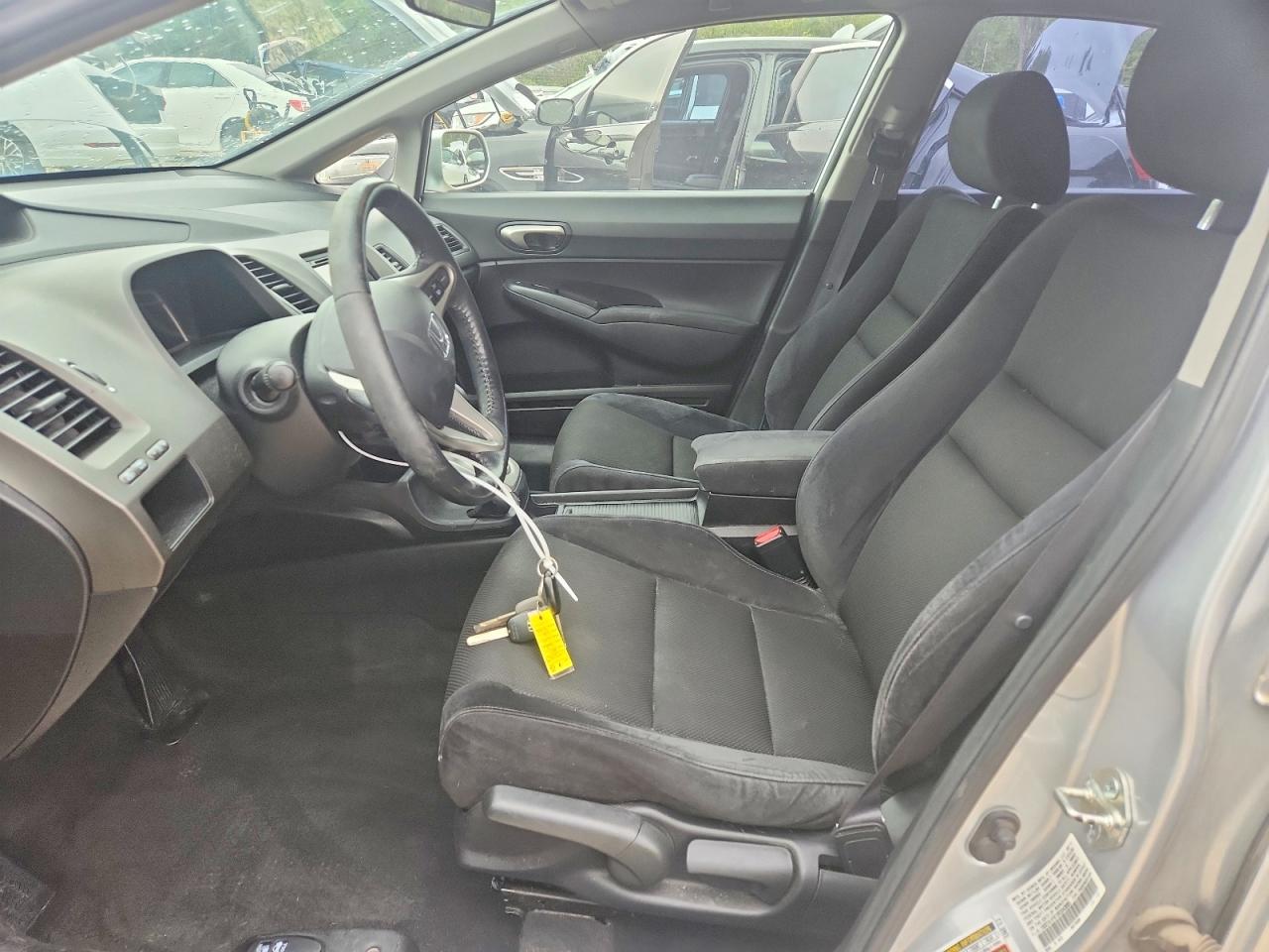 2011 Honda Civic Lx-s Серебряный vin: 19XFA1F61BE043085