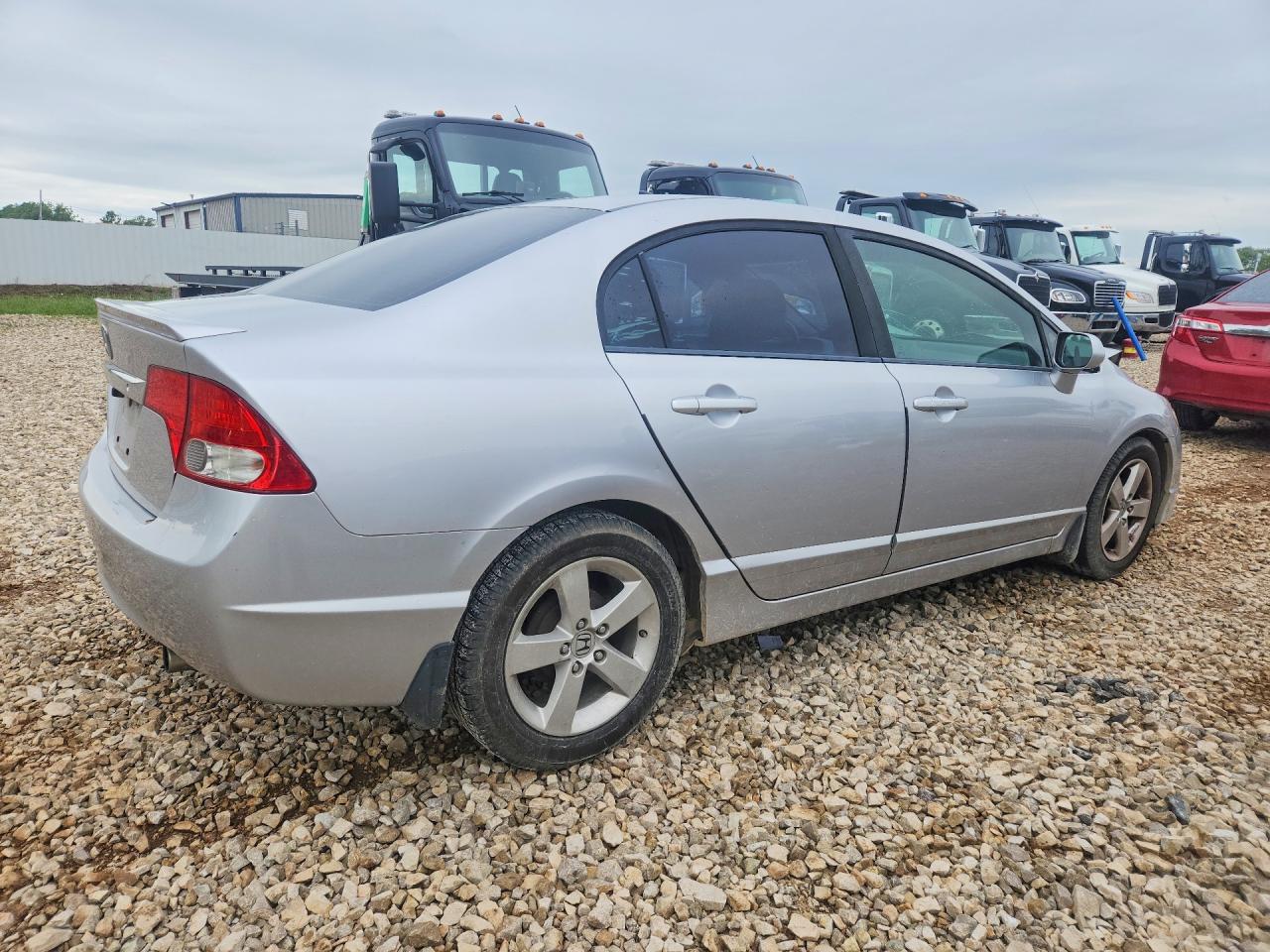 2011 Honda Civic Lx-s Серебряный vin: 19XFA1F61BE043085