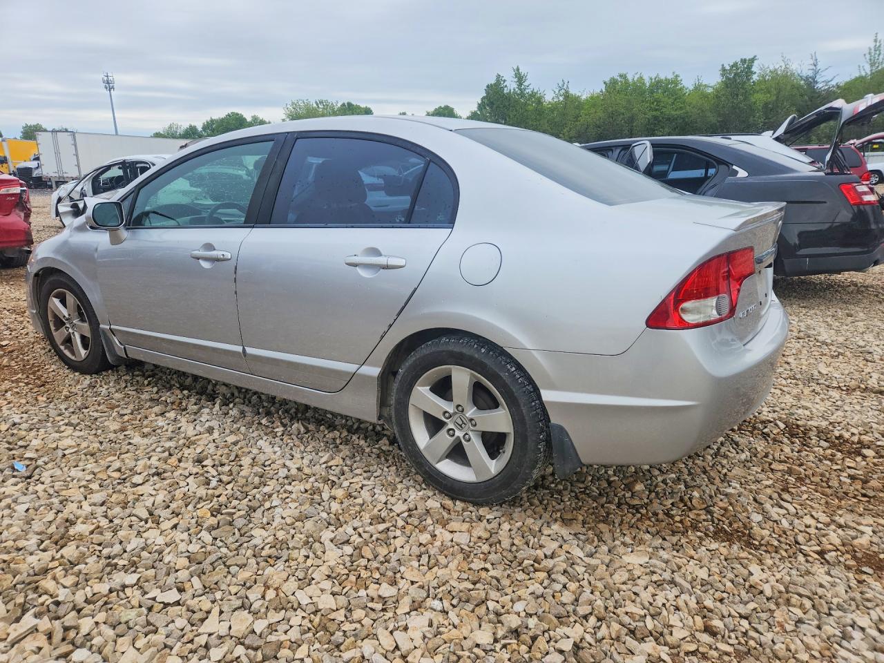 2011 Honda Civic Lx-s Серебряный vin: 19XFA1F61BE043085