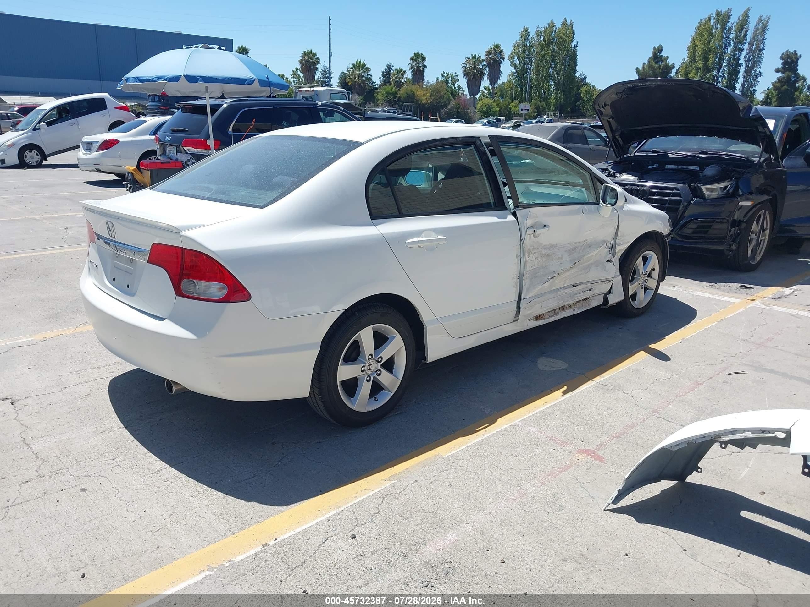 2011 Honda Civic Lx-s White vin: 19XFA1F66BE044796