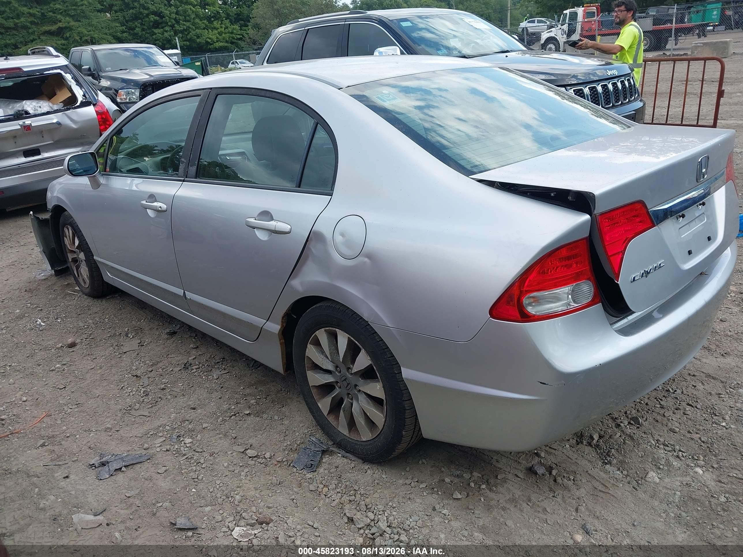2010 Honda Civic Ex Silver vin: 19XFA1F82AE087192