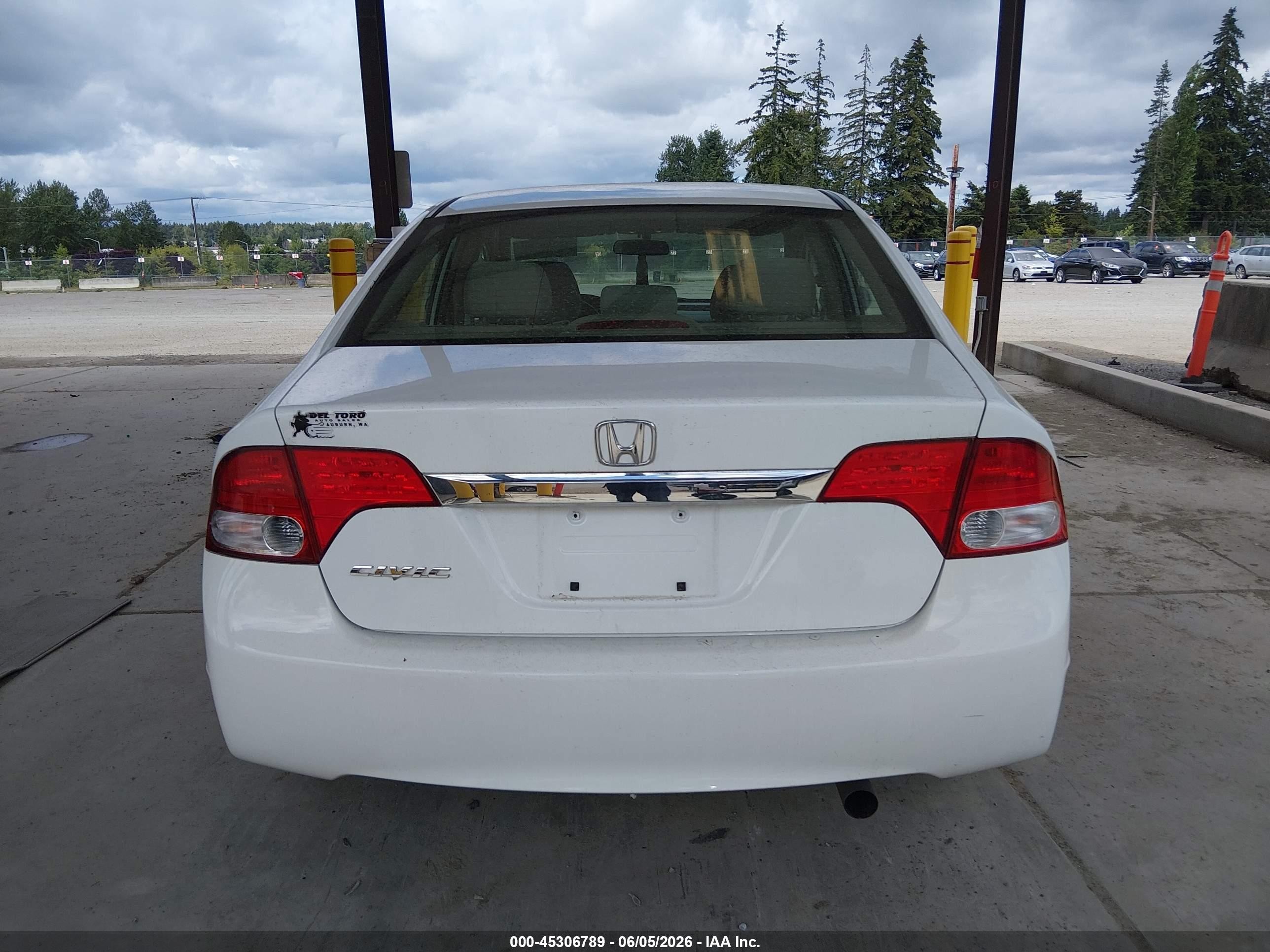 2010 Honda Civic Ex White vin: 19XFA1F84AE024076