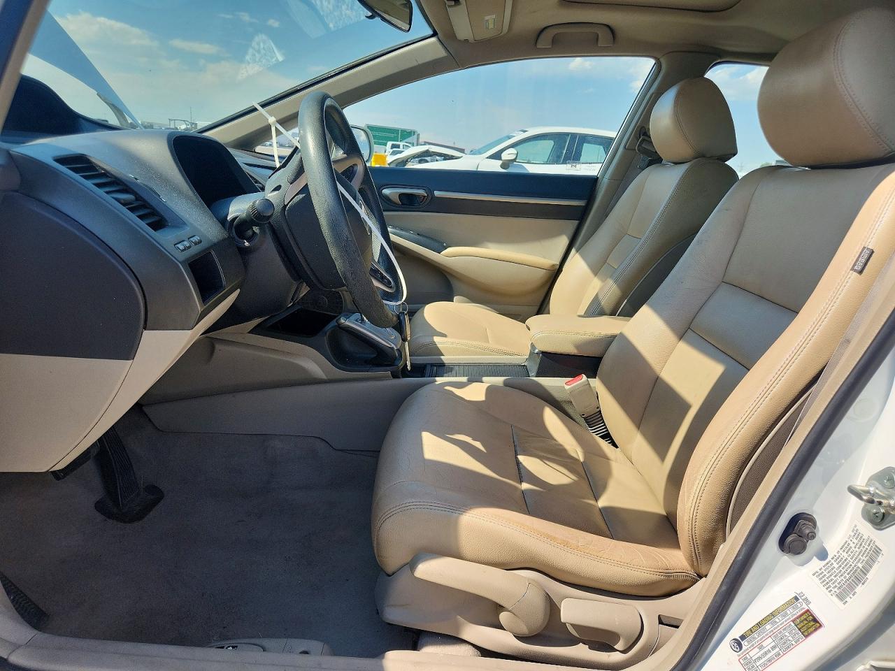 2010 Honda Civic Ex White vin: 19XFA1F84AE050970