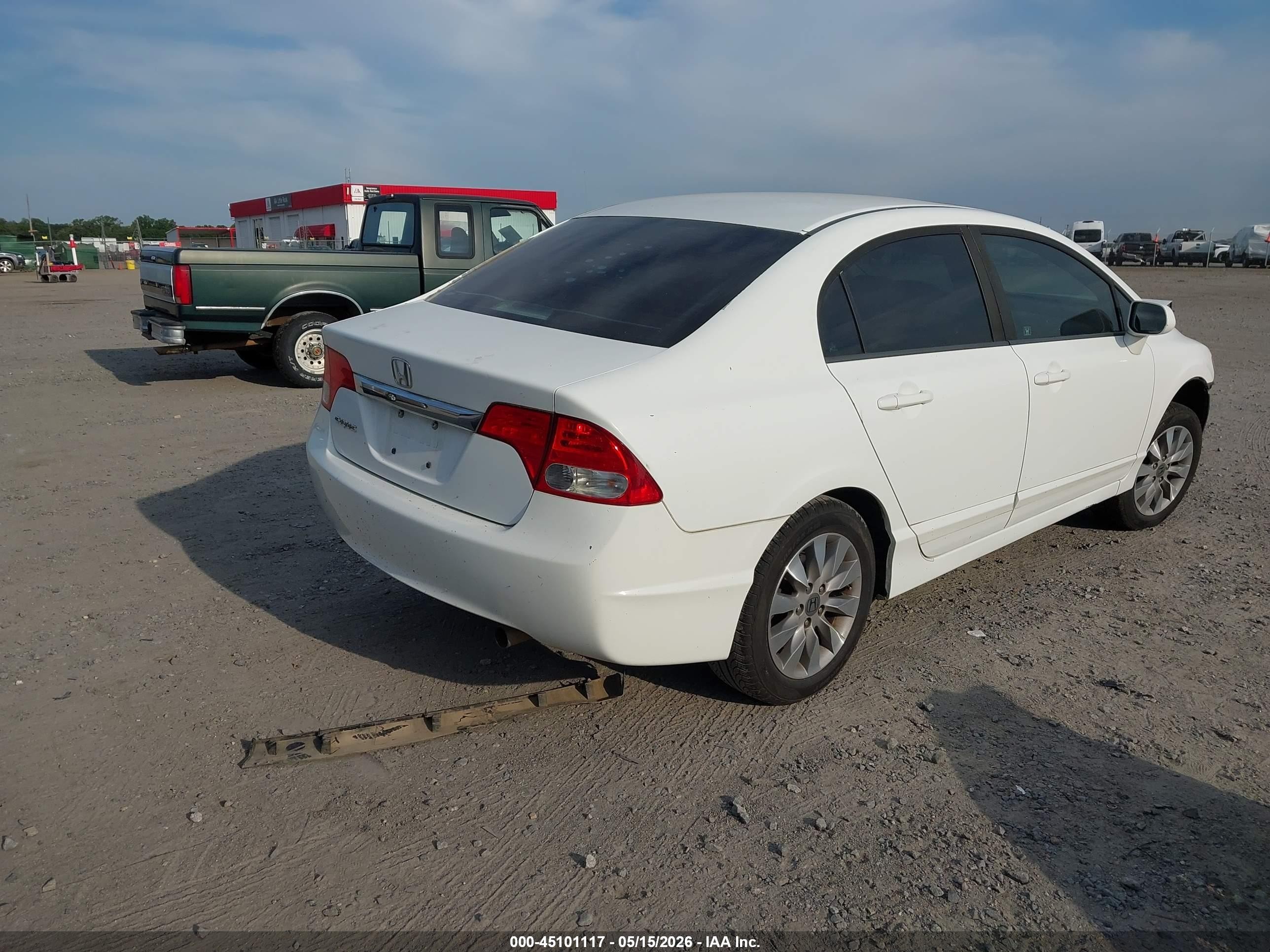 2011 Honda Civic Ex White vin: 19XFA1F85BE003559