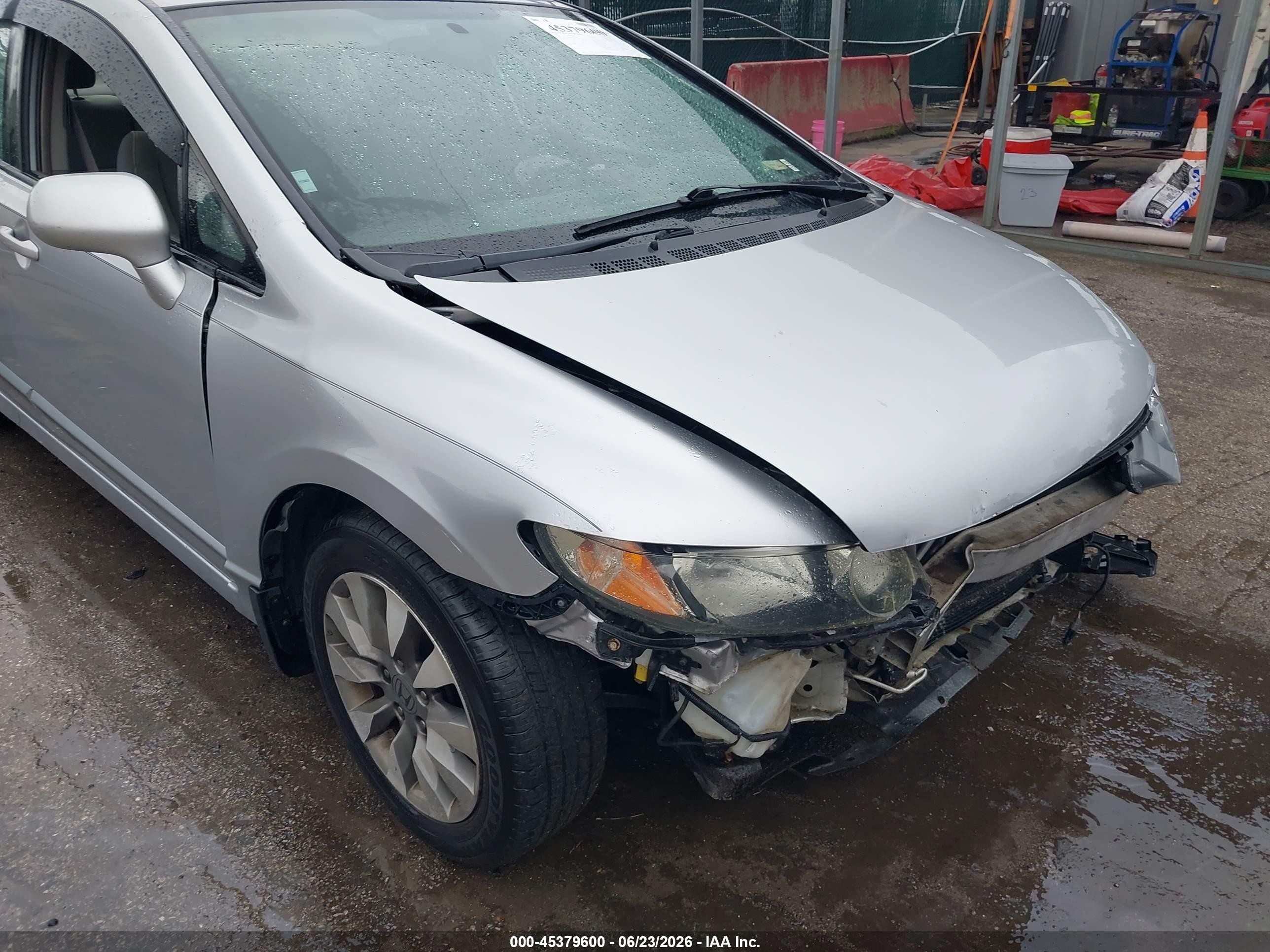 2010 Honda Civic Ex Silver vin: 19XFA1F86AE048881