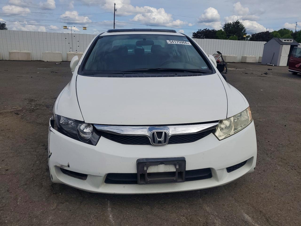 2011 Honda Civic Ex White vin: 19XFA1F86BE027157