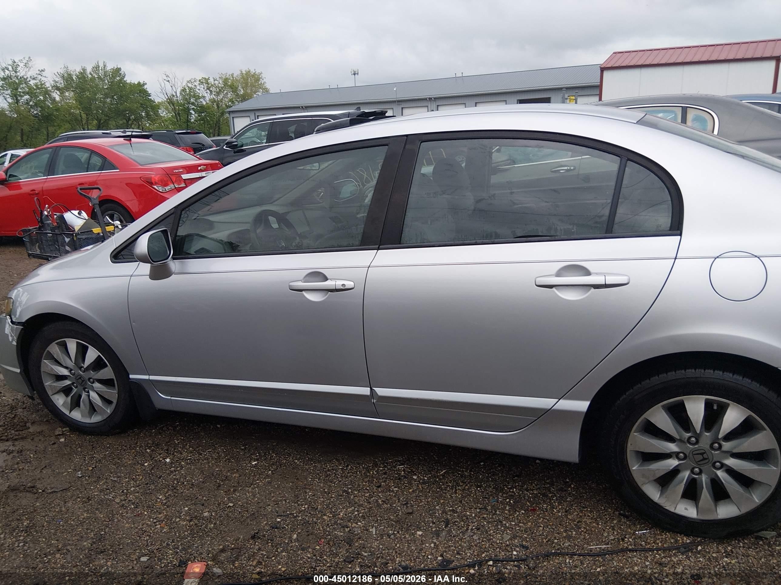 2011 Honda Civic Ex Silver vin: 19XFA1F87BE015633