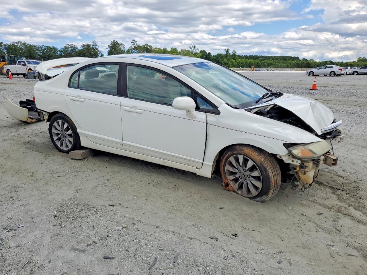 2010 Honda Civic White vin: 19XFA1F88AE060921