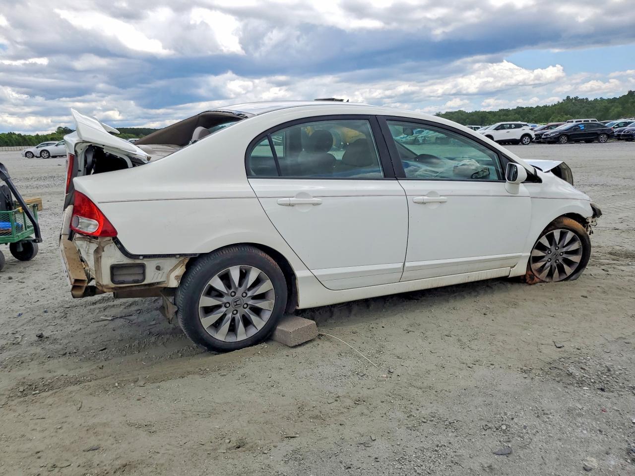 2010 Honda Civic White vin: 19XFA1F88AE060921