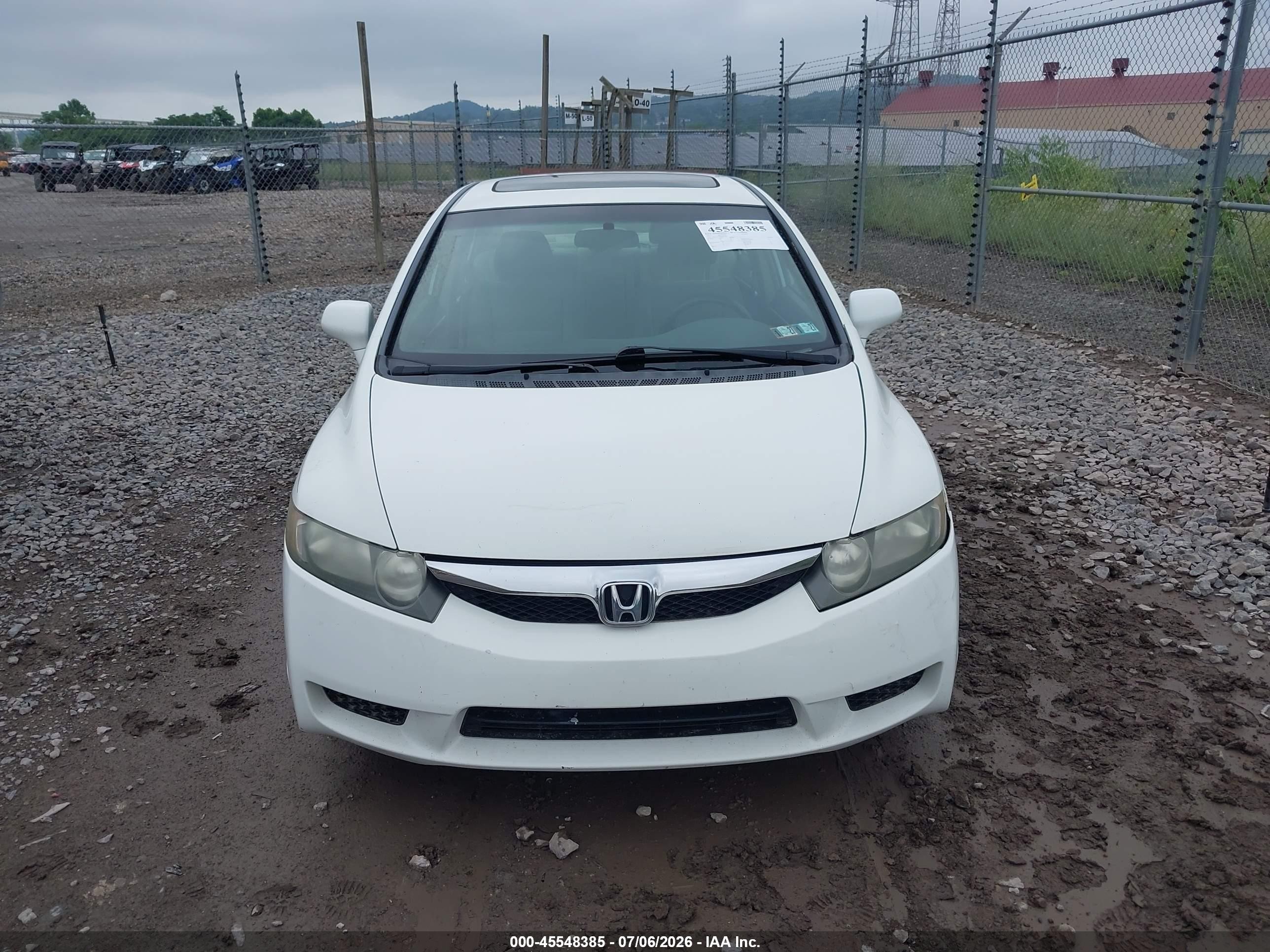 2011 Honda Civic Ex White vin: 19XFA1F88BE017097